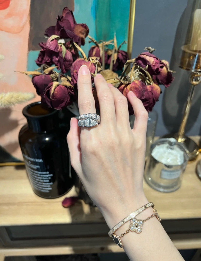 불가리 다이아몬드 뱀 모티브 반지 64407 이미지 2