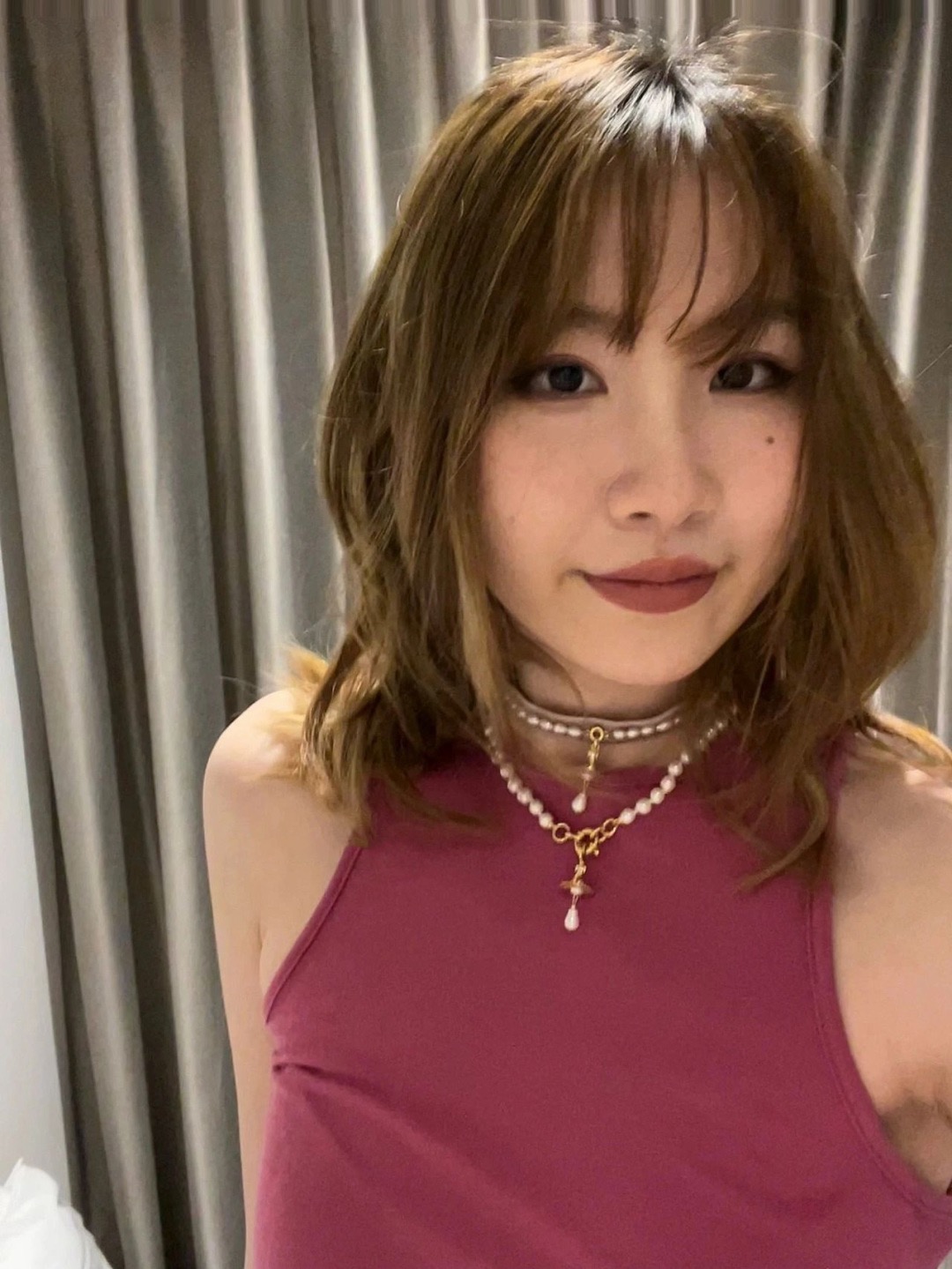 비비안웨스트우드 에나멜 진주 마그네틱 잠금 목걸이 65165 이미지 2