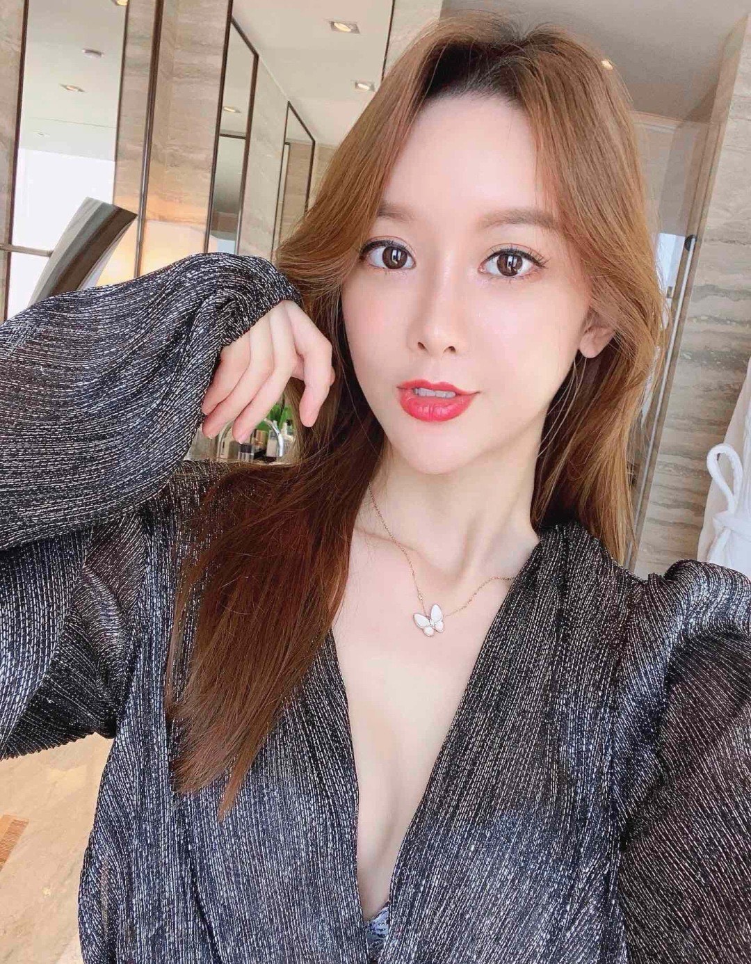 반클리프앤아펠 Vca 투 버터플라이 로즈 골드 다이아몬드 목걸이 63824 이미지 4