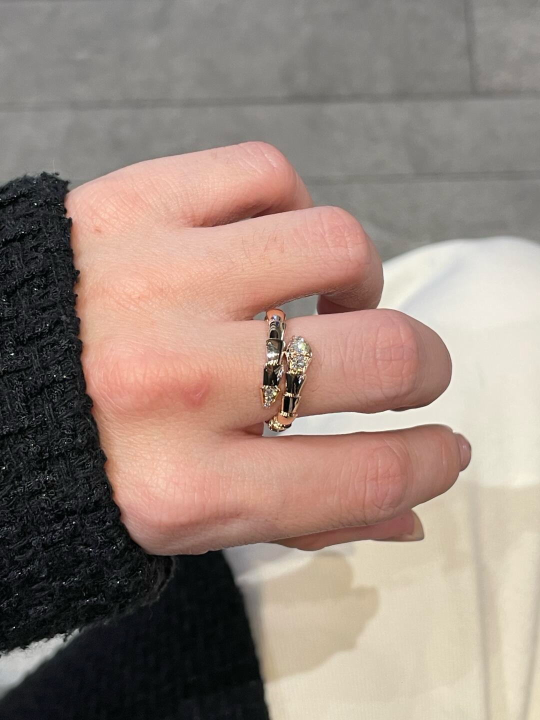 불가리 곡선 장식 반지 64658 이미지 3