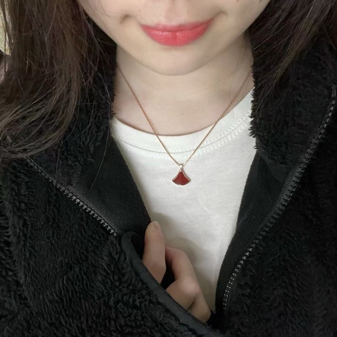 불가리 디바드림 로즈골드 다이아몬드 목걸이 64400 이미지 2