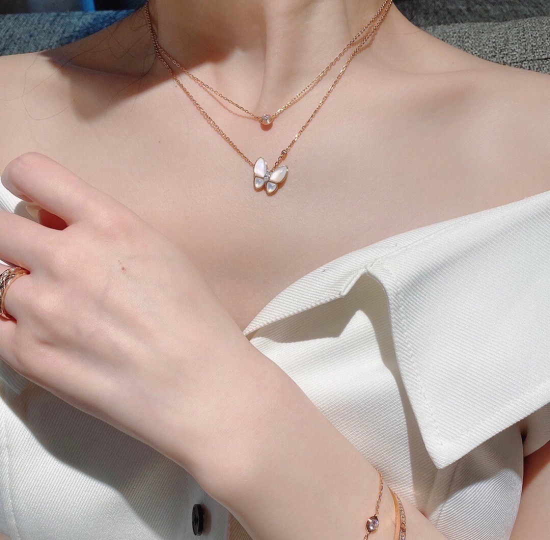반클리프앤아펠 버터플라이 다이아 장식 목걸이 63821 이미지 4