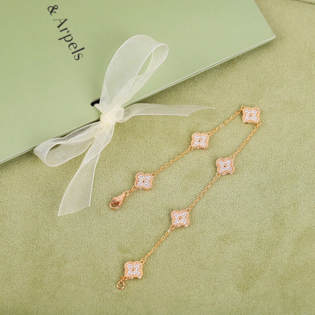 China Replica VCA Jewelry VCAES0402-1729