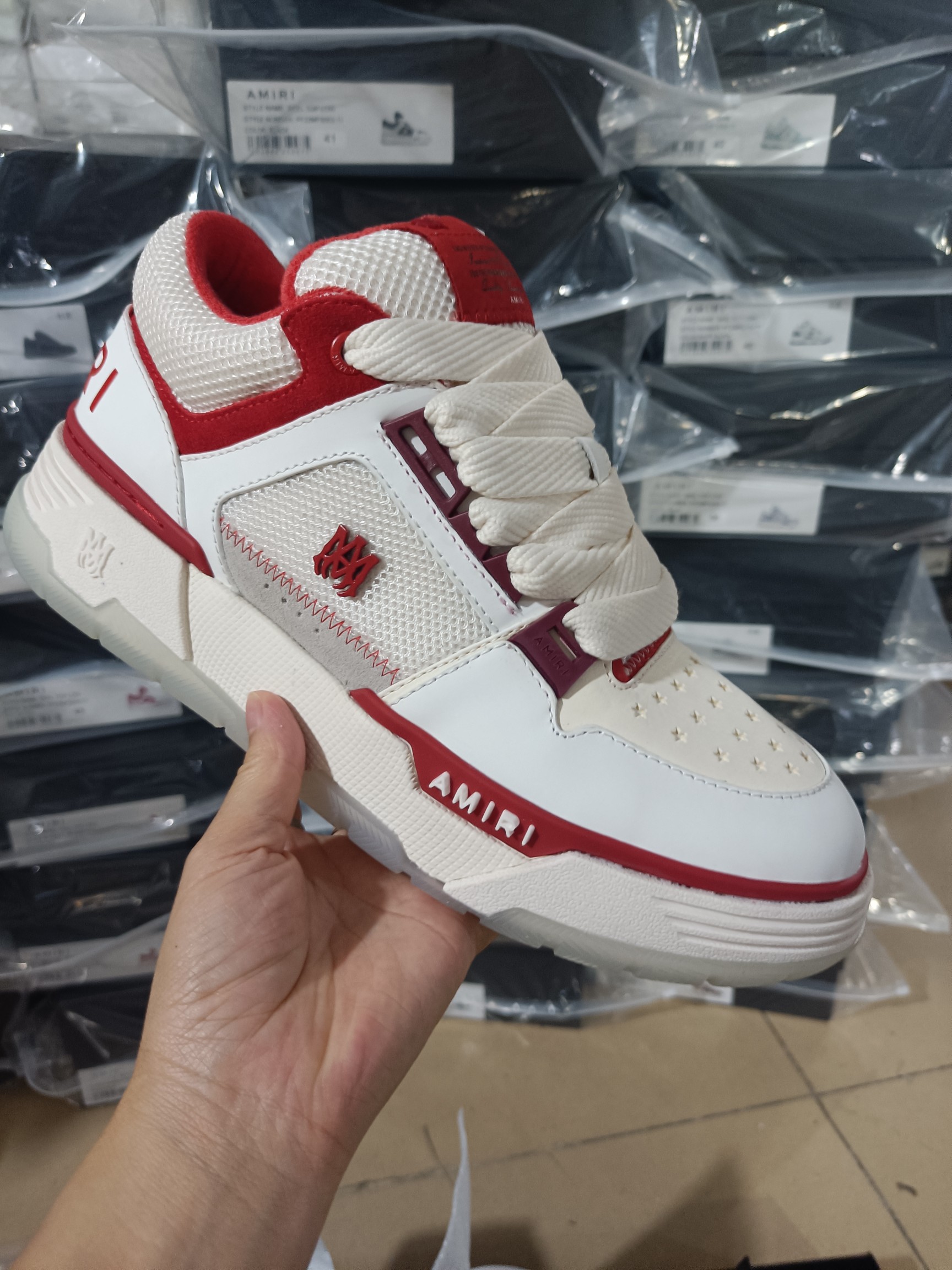 Amir Amiri’s 2025 Ma-1 Bread Shoes: Top Version with Unique Design - 图片 4