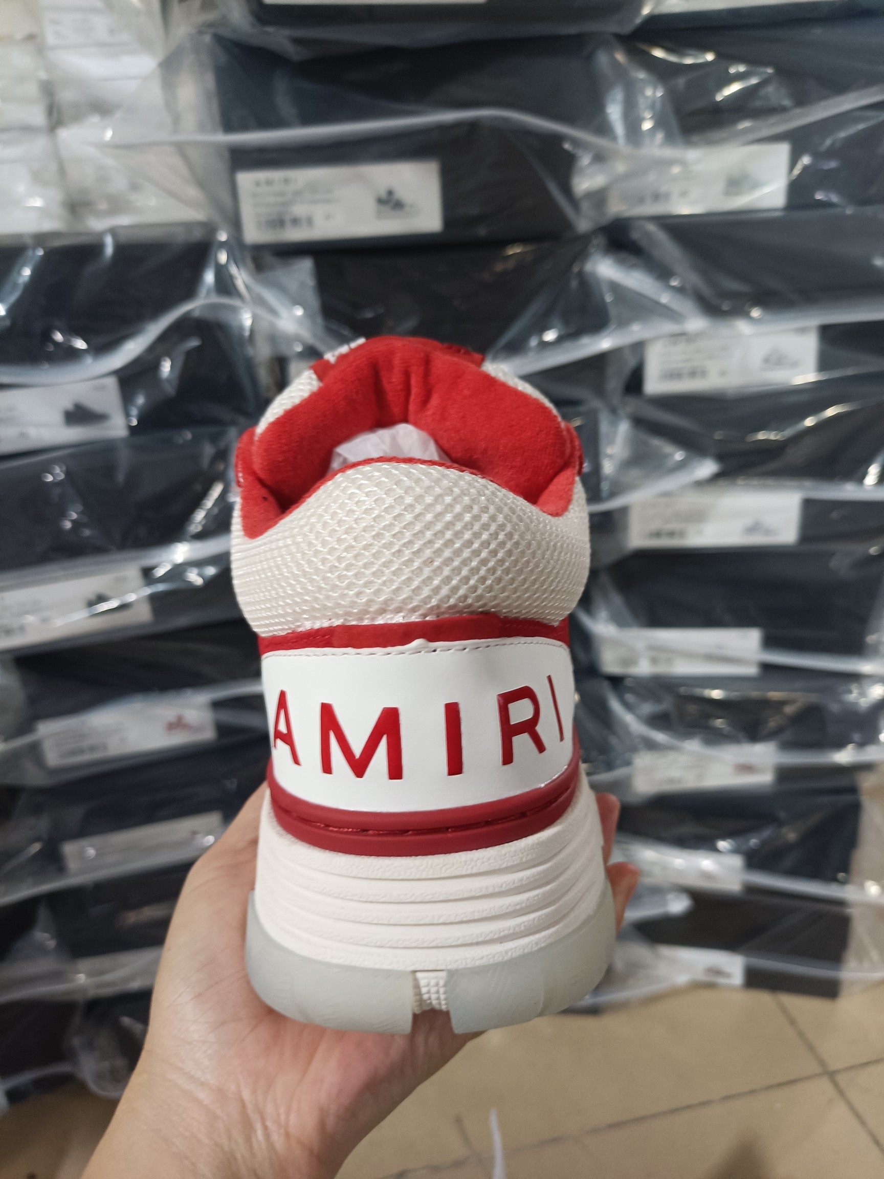 Amir Amiri’s 2025 Ma-1 Bread Shoes: Top Version with Unique Design - 图片 3