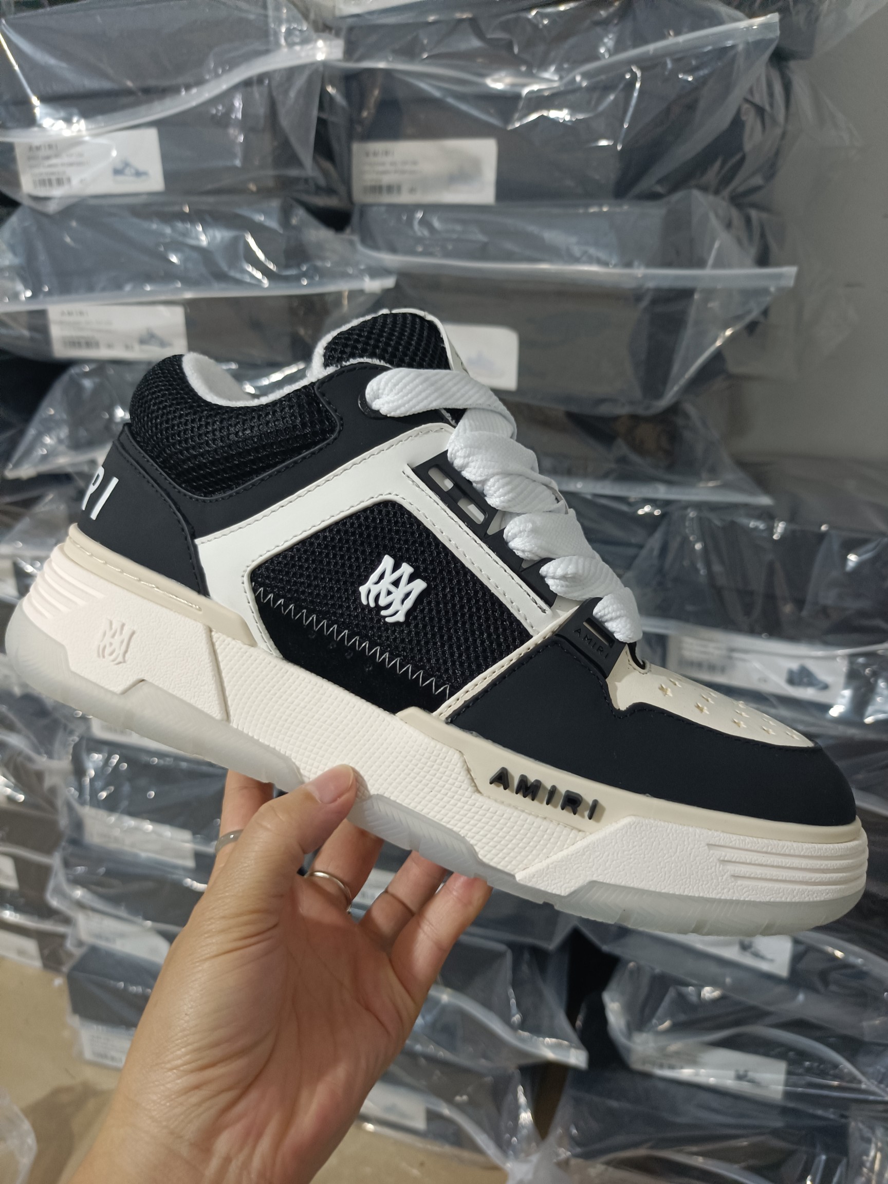 Amiri’s 2025 Spring/Summer Ma-1 Bread Shoes: Top Version with Morandi Colors - 图片 1