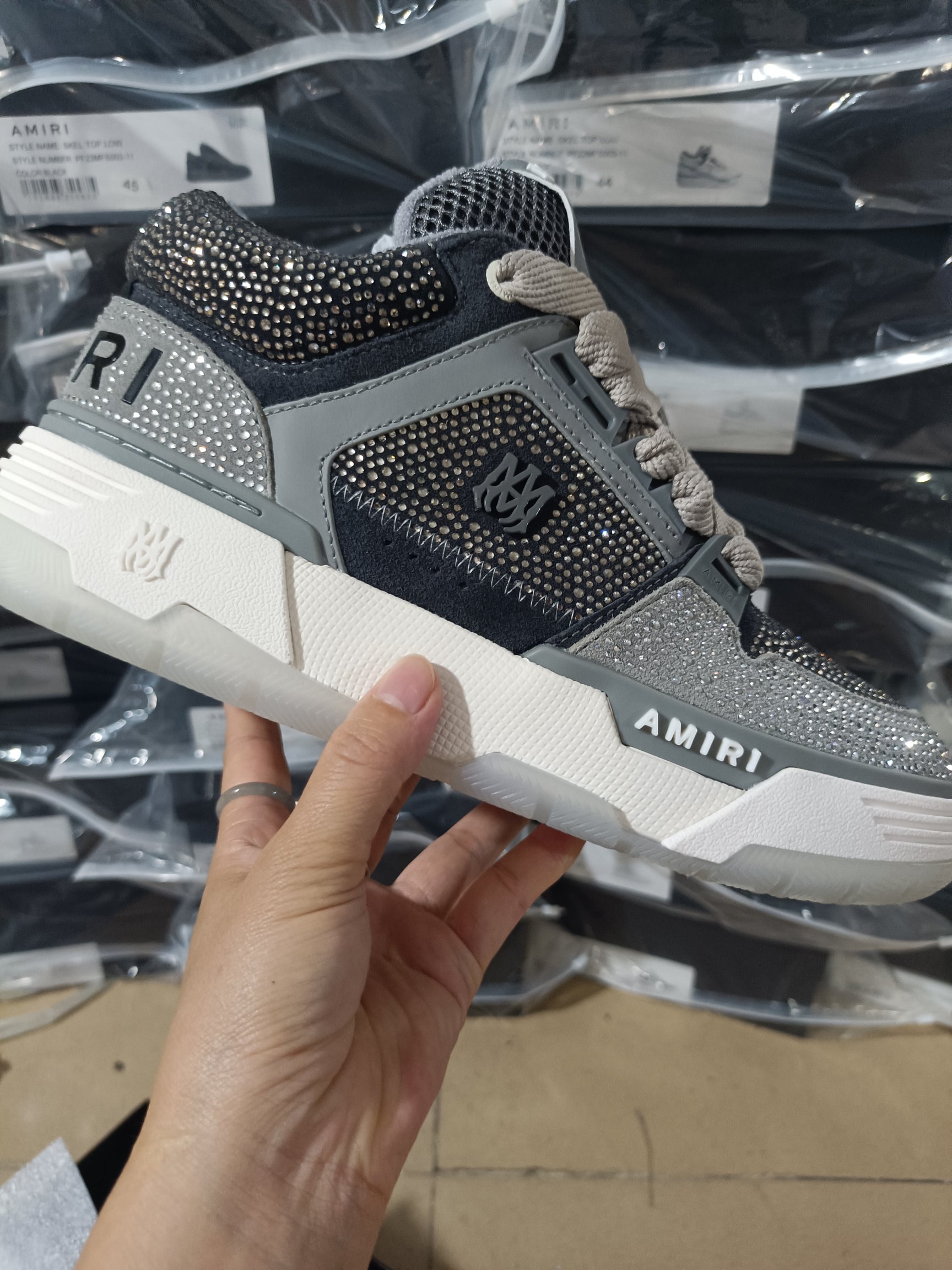 Amiri Amiri’s 2025 Ma-1 Bread Shoes: Lovers’ Sneaker Style with Vibrant Colors