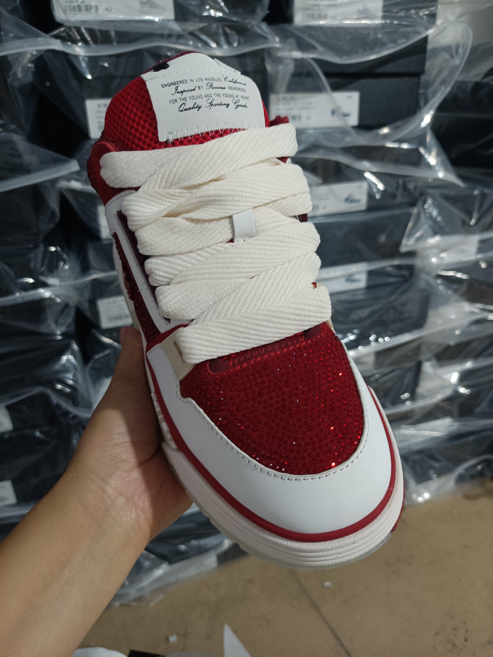 Amir Amiri’s 2025 Ma-1 Bread Shoes: Vibrant Colors, Unique Design, High Quality Materials - 图片 2