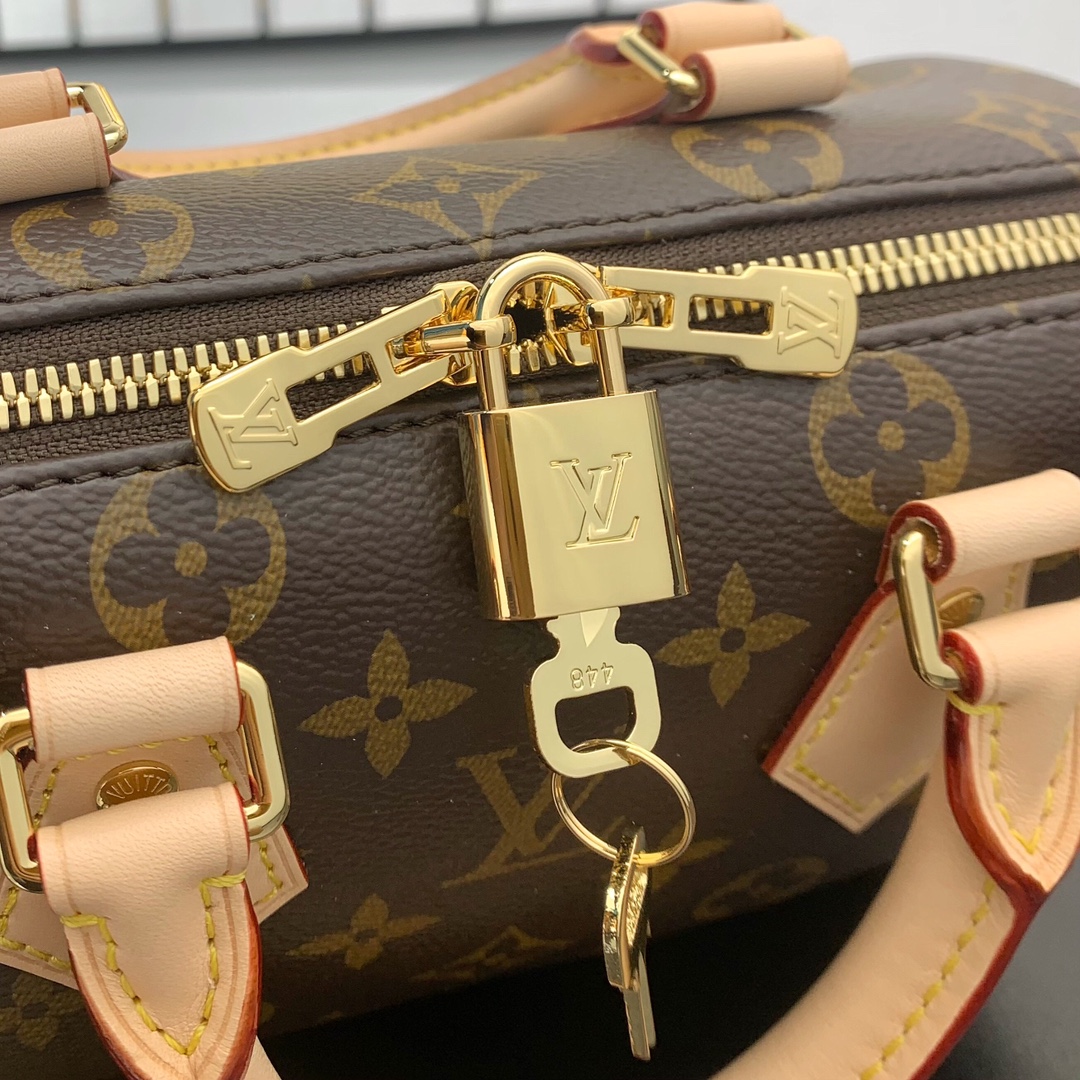 【顶级原单】 款号：M46235           本款 Speedy Bandoulière 20 手袋采选 Mon