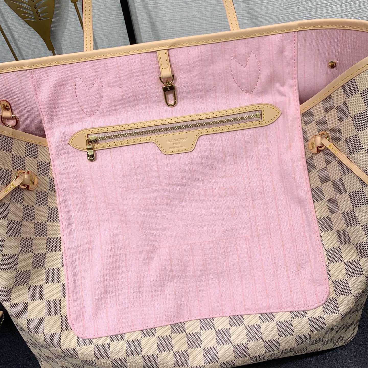 【顶级原单】 款号：N40601 钢扣        本款 Neverfull 大号托特包为 Damier Azur 帆