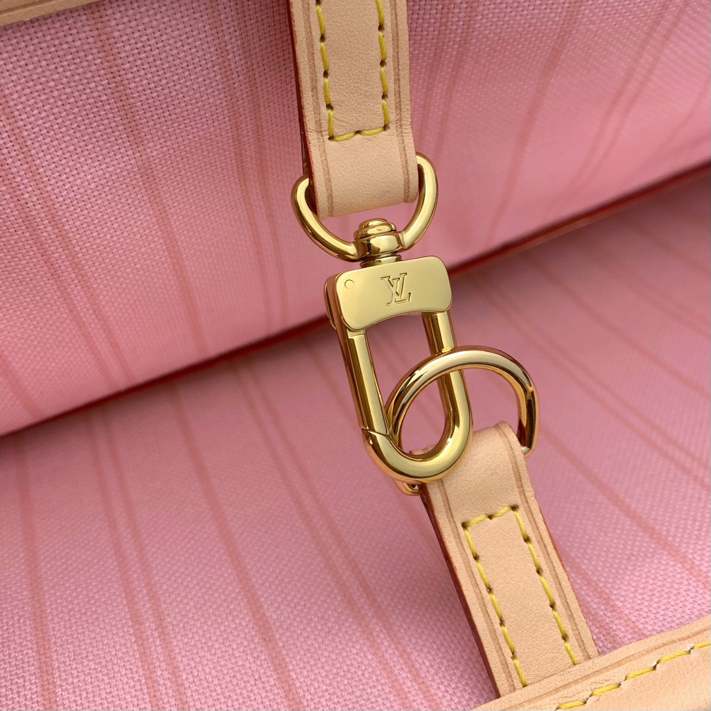 【顶级原单】 款号：N40603 钢扣        本款 Neverfull 中号托特包为 Damier Azur 帆