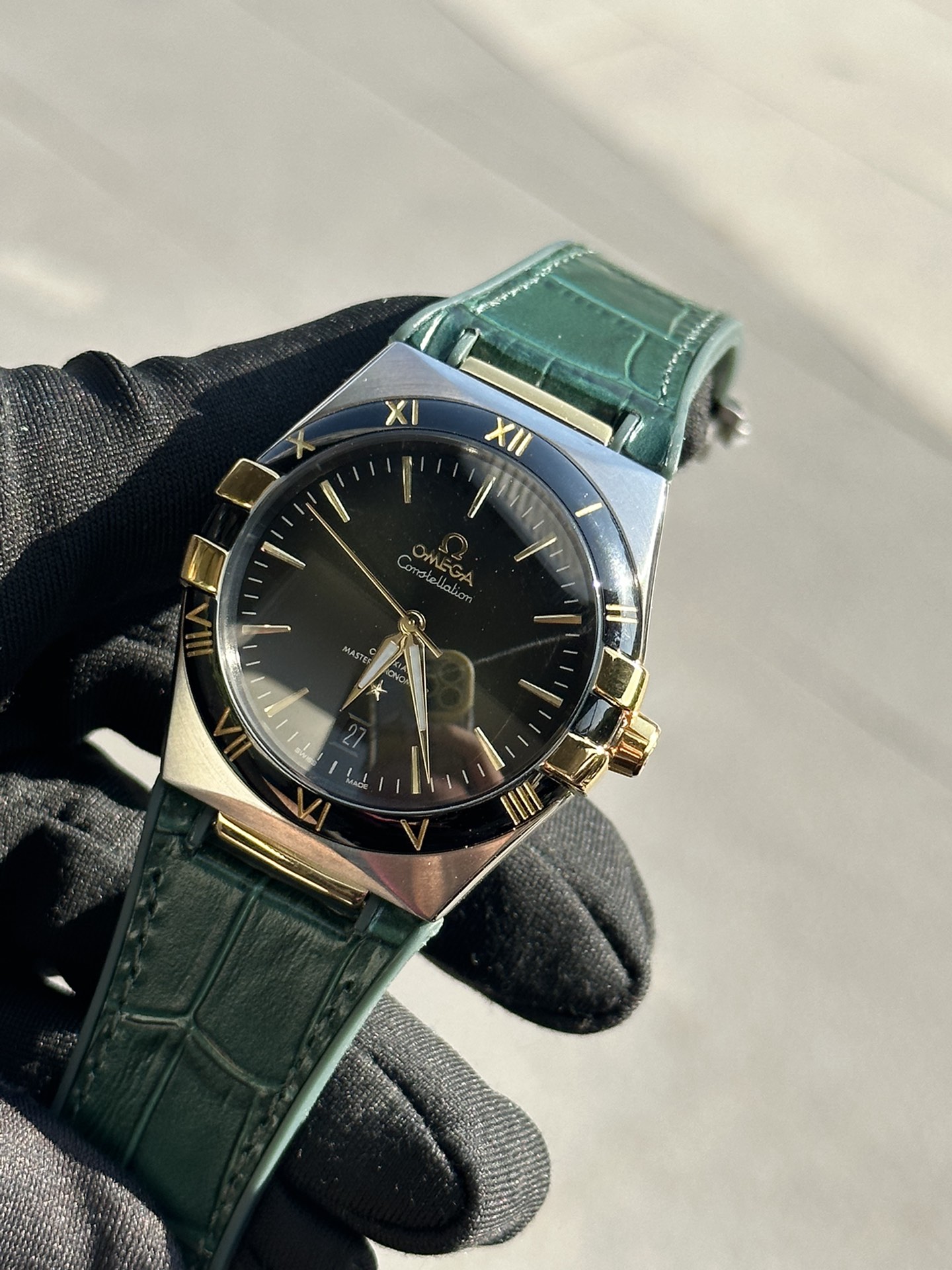 💰240📸
欧米茄ΩOMEGA
间金绿盘💚
星座五代系列
型号131.23.41
公价￥81300
全自动机械机芯 直径41MM