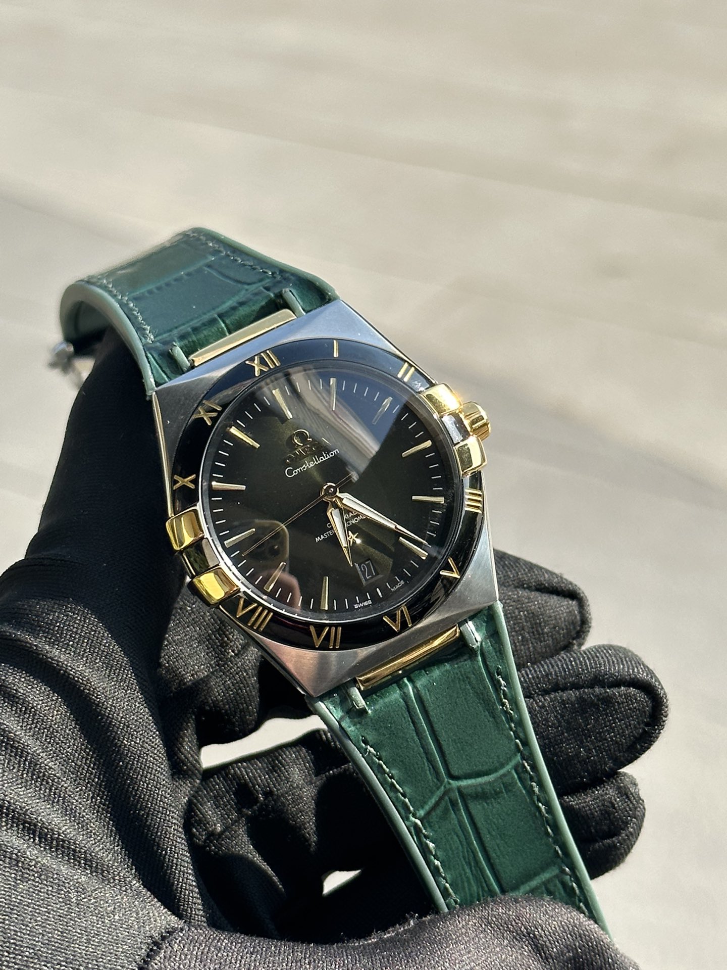 💰240📸
欧米茄ΩOMEGA
间金绿盘💚
星座五代系列
型号131.23.41
公价￥81300
全自动机械机芯 直径41MM