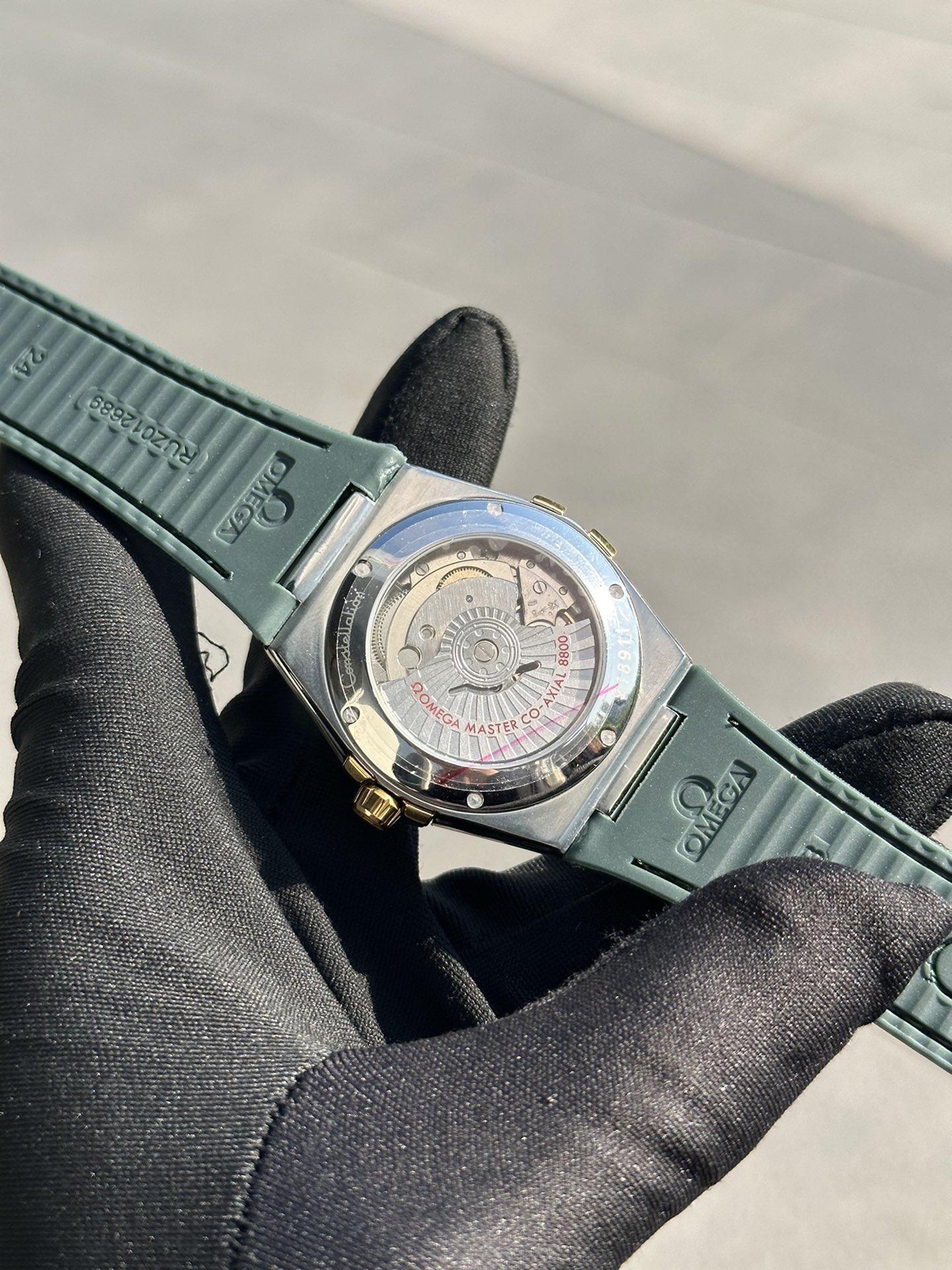 💰240📸
欧米茄ΩOMEGA
间金绿盘💚
星座五代系列
型号131.23.41
公价￥81300
全自动机械机芯 直径41MM