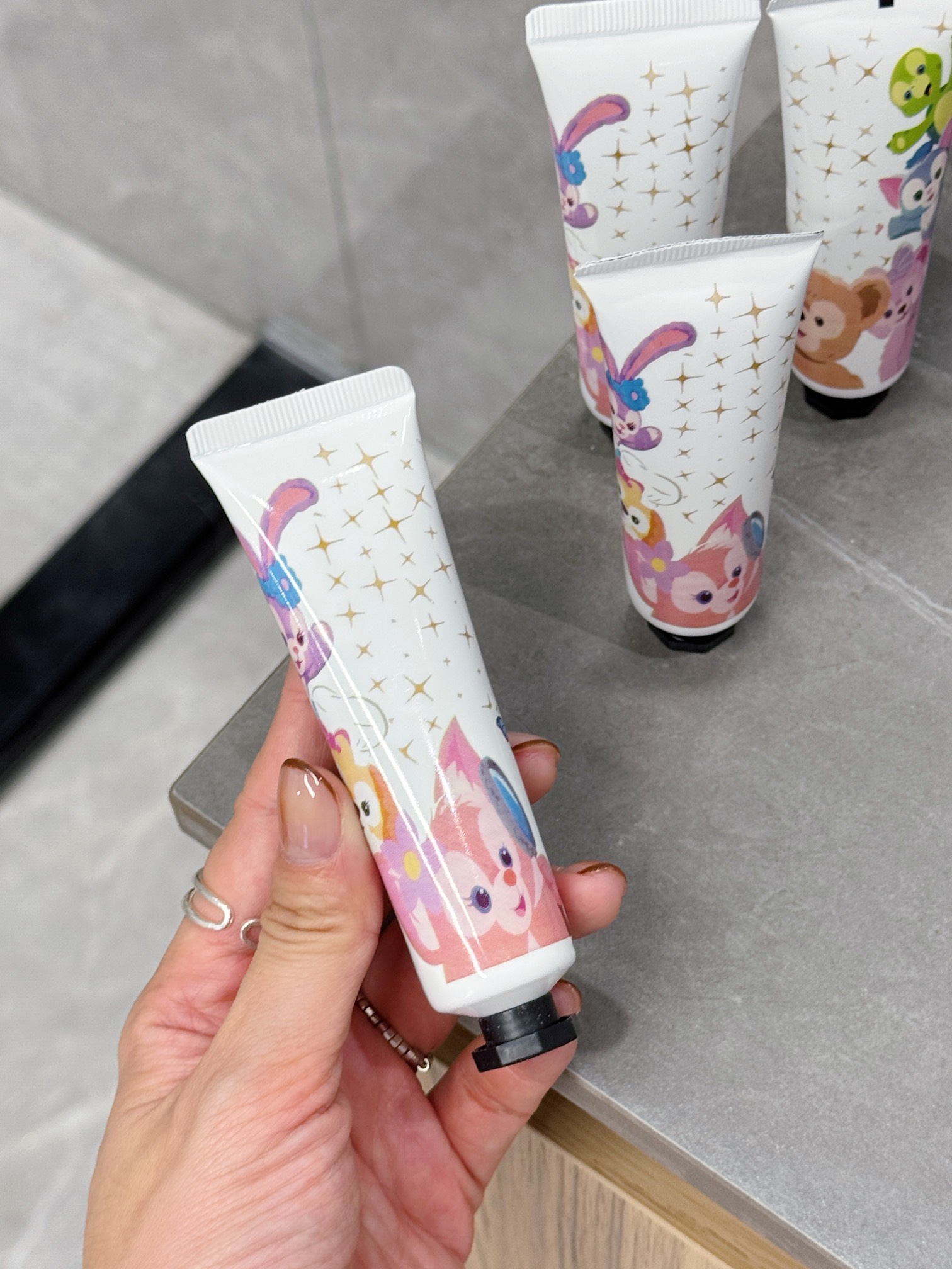 **L'Occitane Hand Cream Gift Set** - Comprehensive 5