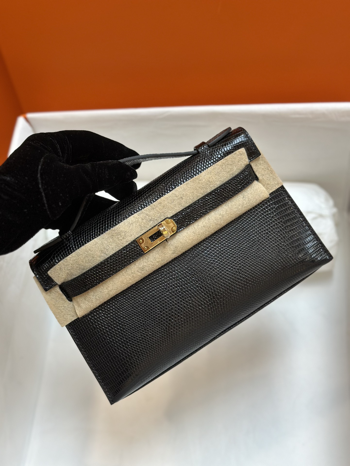 Kelly mini一代22CM.  进口蜥蜴皮  黑色  现货  顶级手缝蜡线 凯莉 迷你 