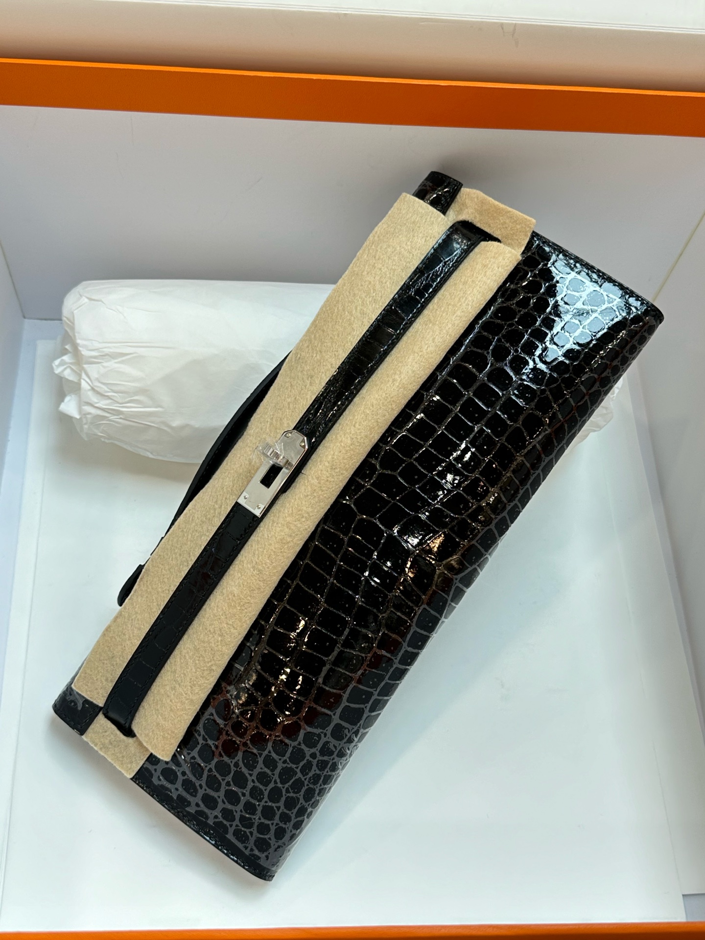 NO:717885,Evening bag Kelly cut 31cm black silver in stock imported hc crocodile top hand sewing craftsmanship, Hermes, Hermes, Hermes,19860909晚宴包 Kelly cut 31cm 黑银 现货 进口hc湾鳄顶级手缝工艺,爱马仕,hermes,Hermes,,Bag