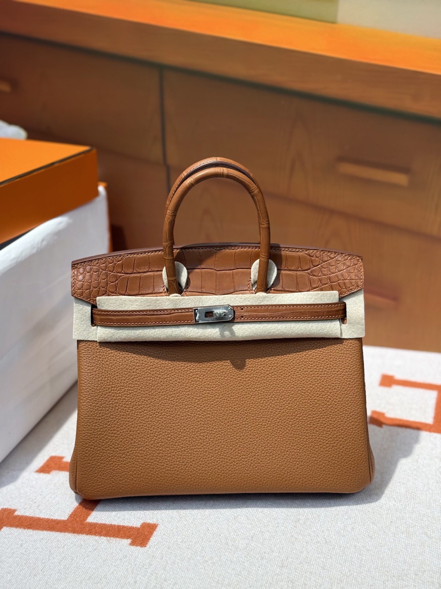 NO:701134,bk25 touch gold brown silver buckle spot texture ② imported American crocodile with togo leather, hand-stitched wax thread., Hermes, hermes, Hermes,19860909bk25 touch 金棕 银扣 现货纹理② 进口美洲鳄搭配togo皮,手缝蜡线.,爱马仕,hermes,Hermes,,Bag