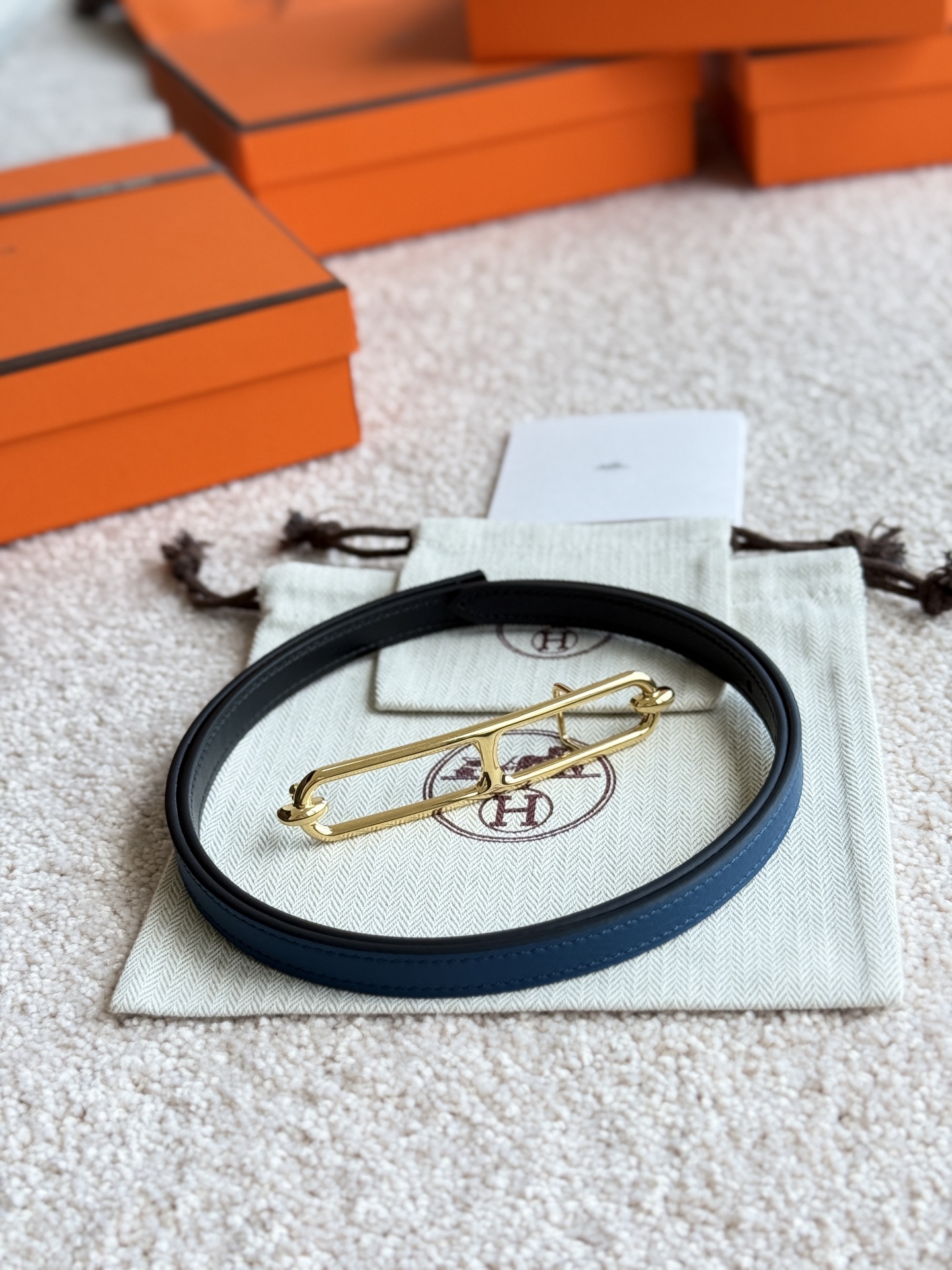 Hermes Roulis Blue Togo Leather Belt with Gold Hardware, 13mm Width 8 i1745284244110 140 0 6