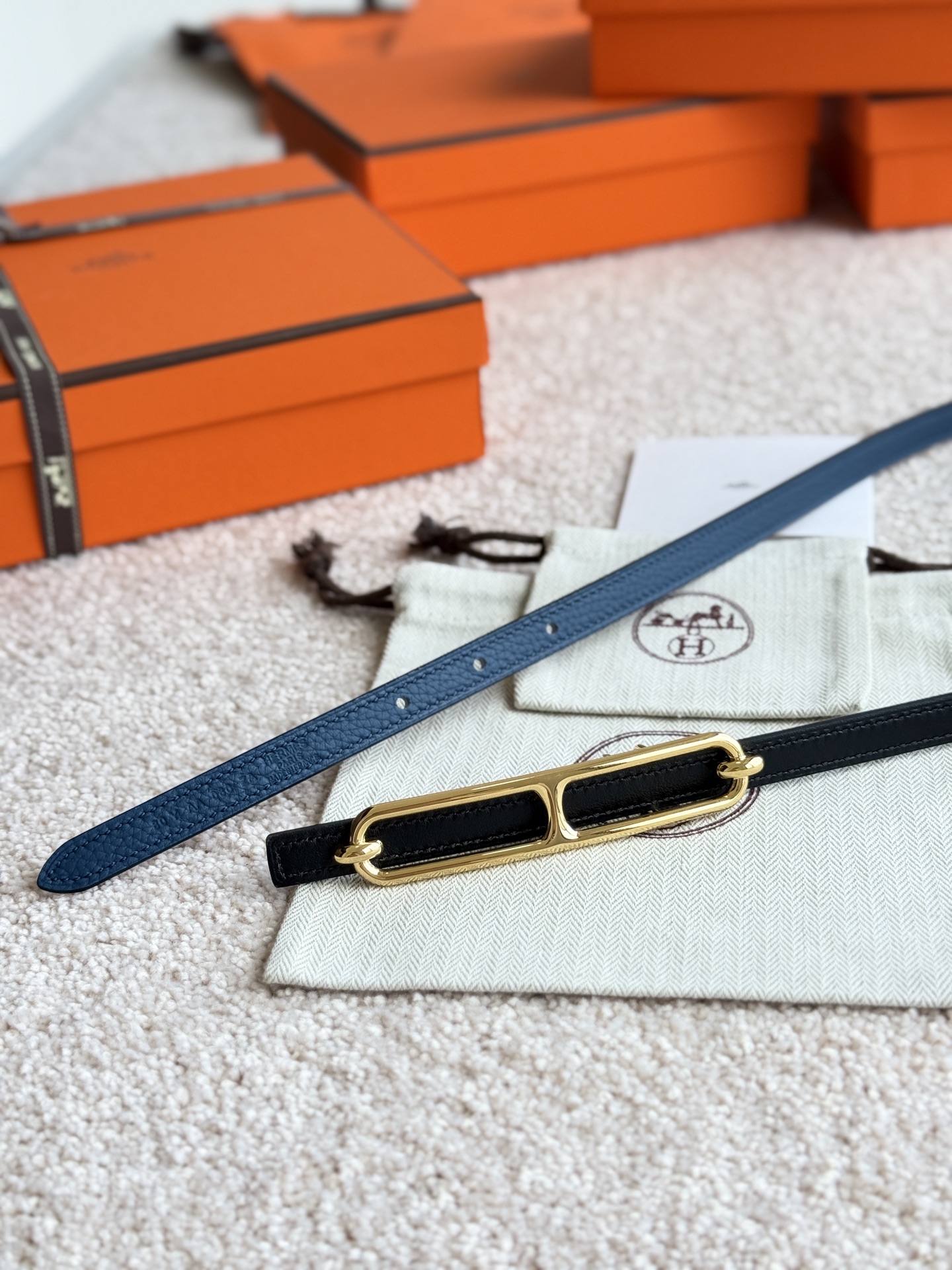 Hermes Roulis Blue Togo Leather Belt with Gold Hardware, 13mm Width 6 i1745284244858 334 0 4