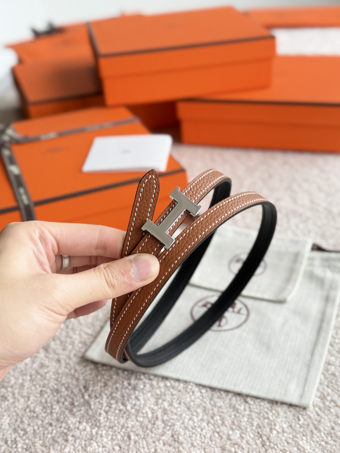 Hermes Women's Mini Constance Belt, Togo Leather, Silver Hardware, 13mm Width 2 i1746593527179 915 0 1