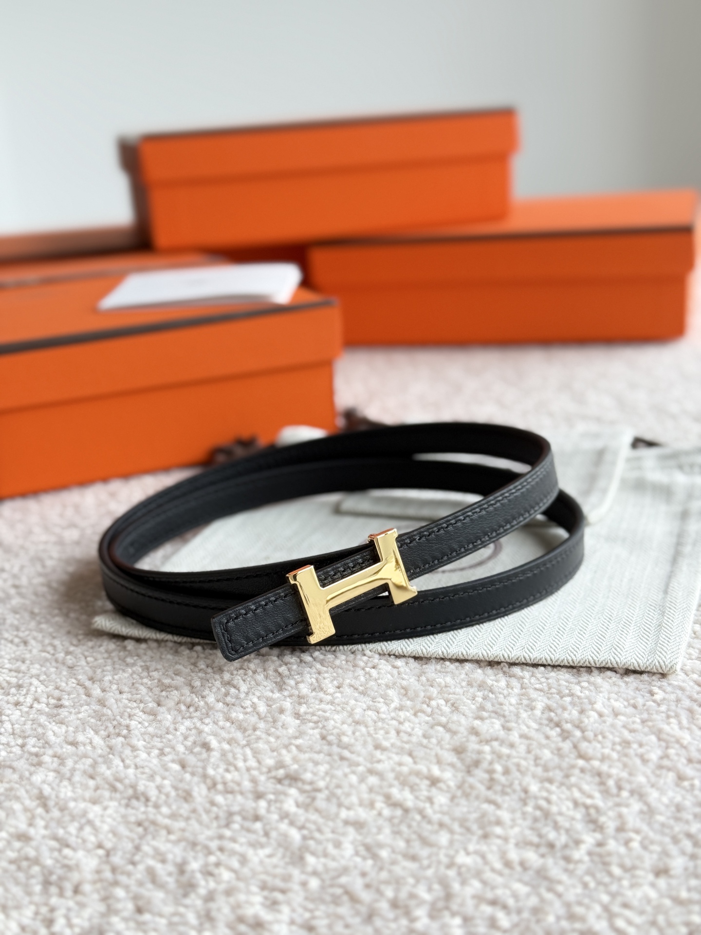 Hermes Mini Constance Belt, Togo Leather, Gold Hardware, 13mm Width 6 i1746593537768 5822 0 5