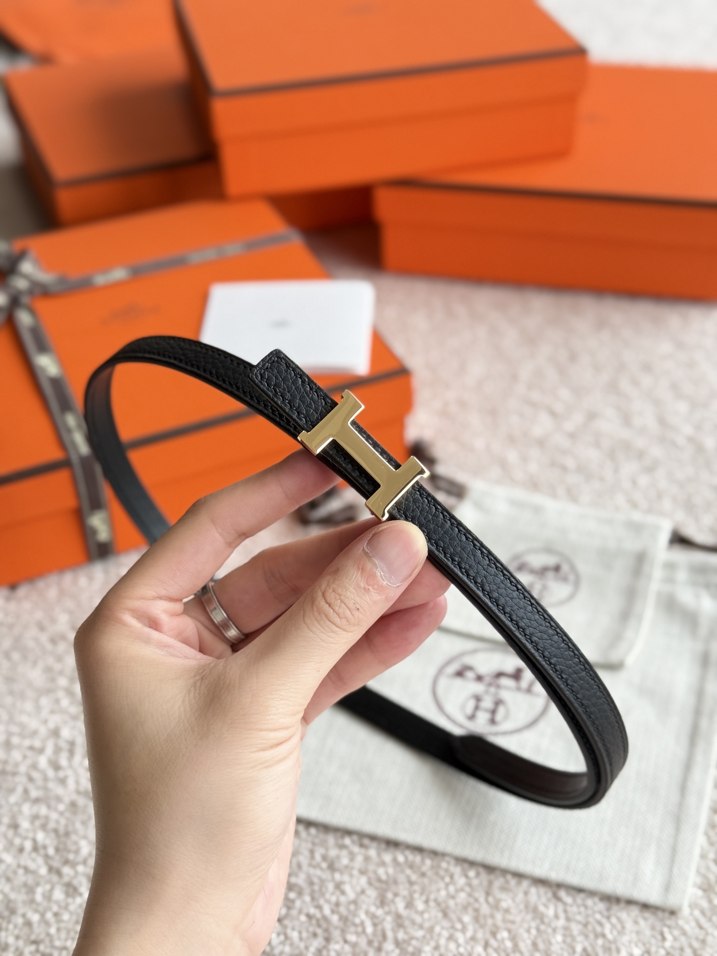 Hermes Mini Constance Belt, Togo Leather, Gold Hardware, 13mm Width 3 i1746593537856 7751 0 2