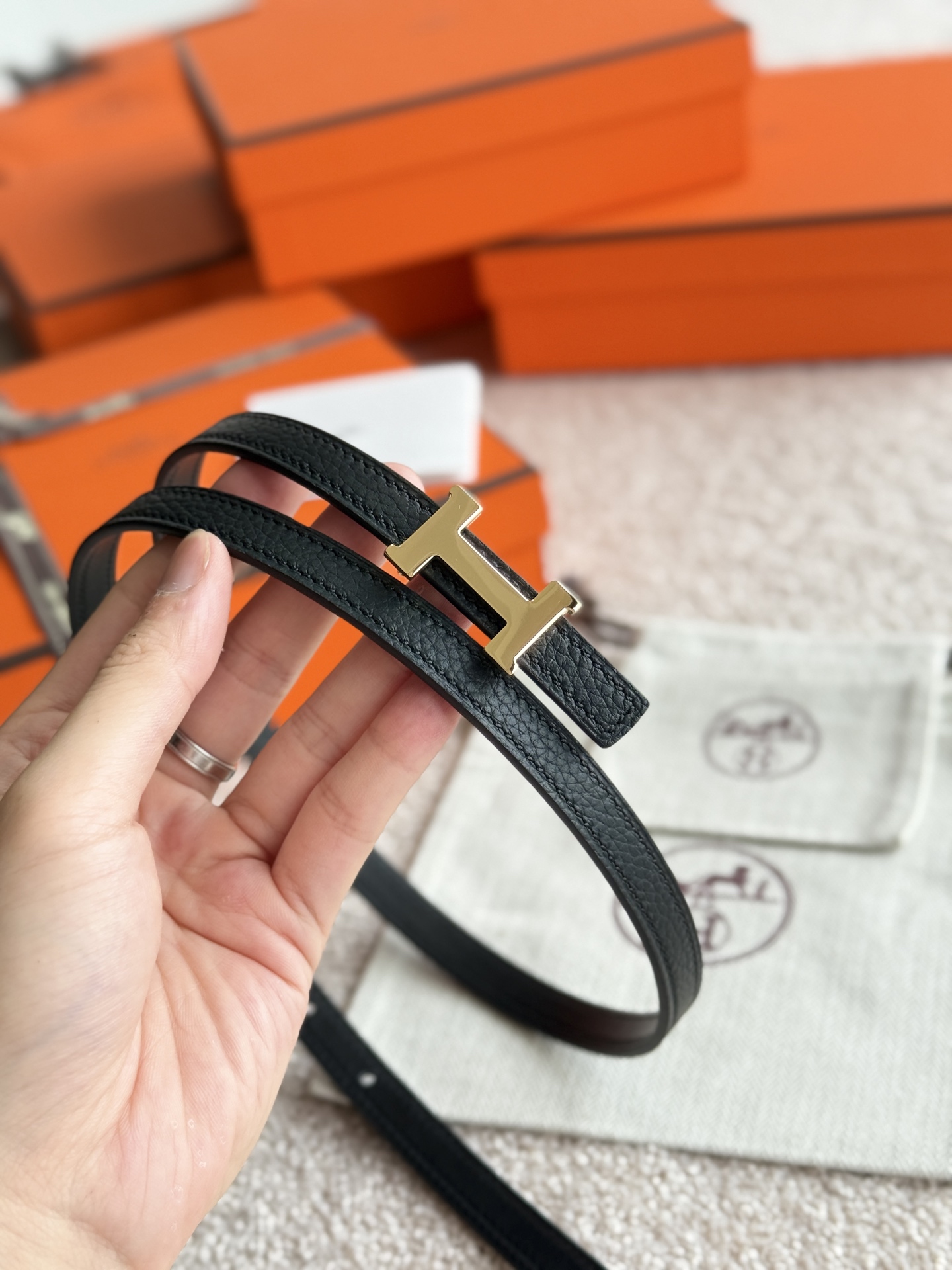 Hermes Mini Constance Belt, Togo Leather, Gold Hardware, 13mm Width 4 i1746593537861 6304 0 3