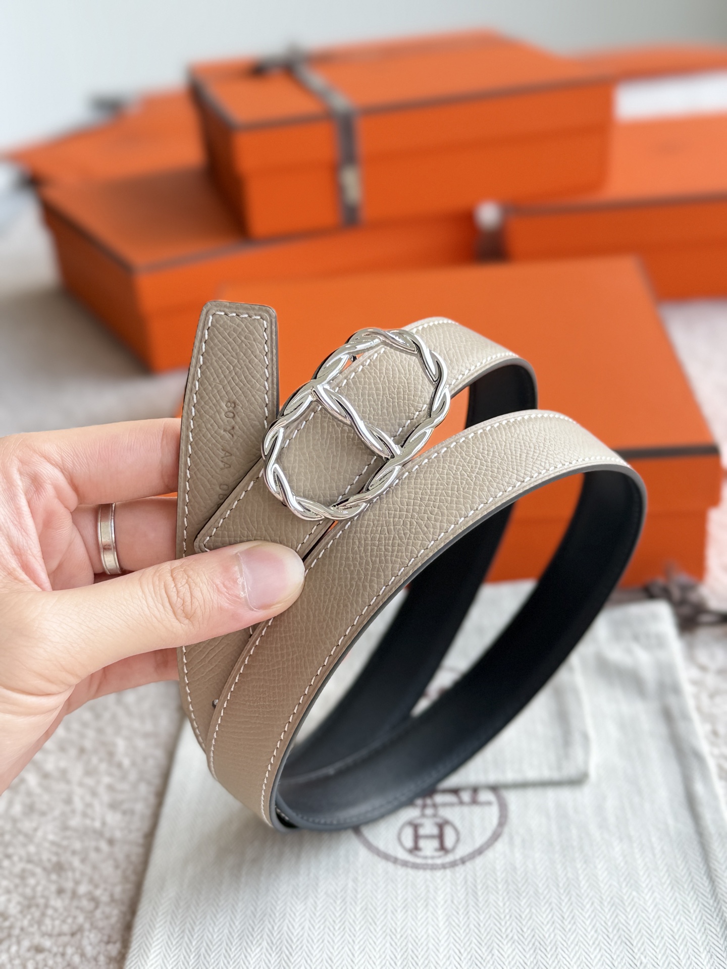 Hermes Women's Leather Belt with Maillon Buckle, 24MM - Epsom Leather, Elegant Design 7 i1747971701889 2044 0 3