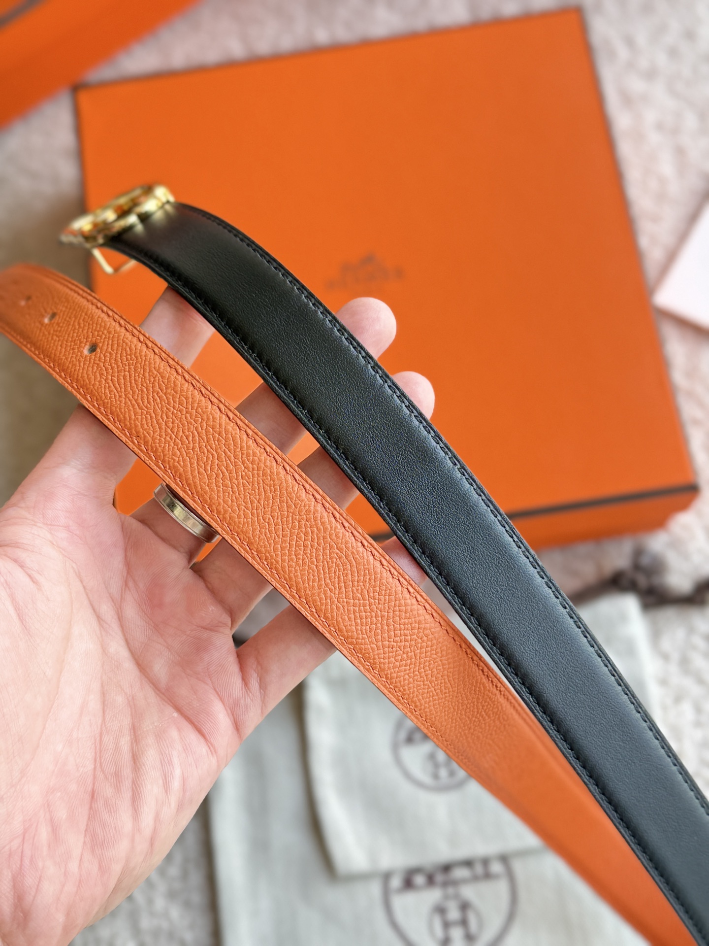 Hermès Women's Reversible Leather Belt with Maillon Torsade Buckle, 24mm 10 i1747971770237 3730 0 6