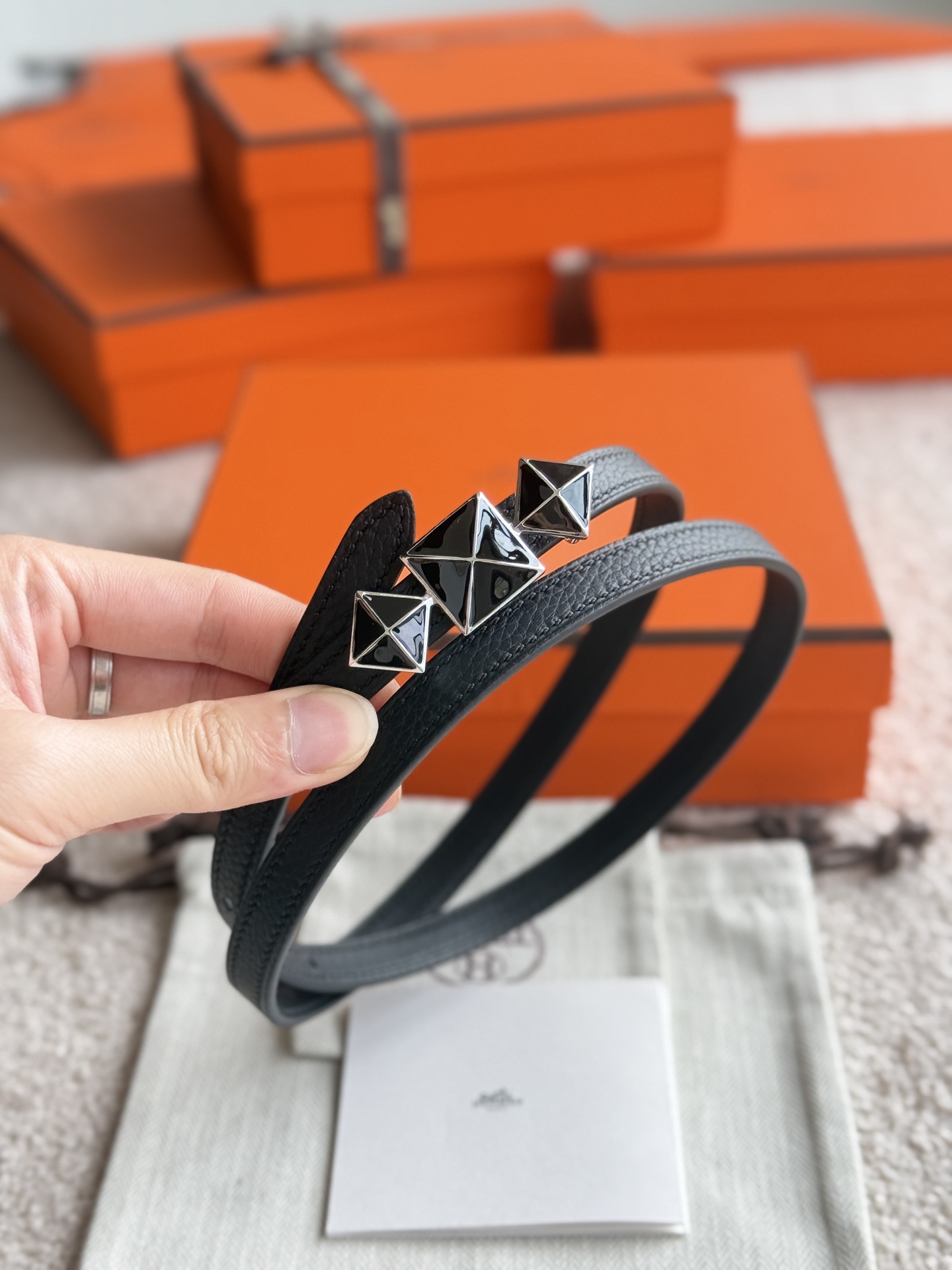 Hermès Women's Togo Leather Belt with Exquisite Hardware - 13mm Width 4 i1748054006861 4857 0 2