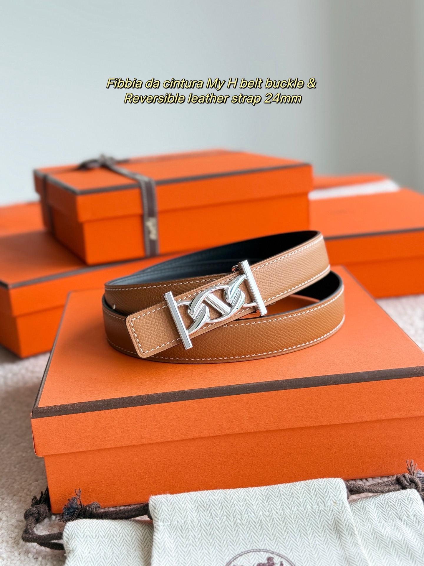 Hermes Women's Reversible Leather Belt with My H Buckle, 24mm 5 i1748225915666 9081 0 3