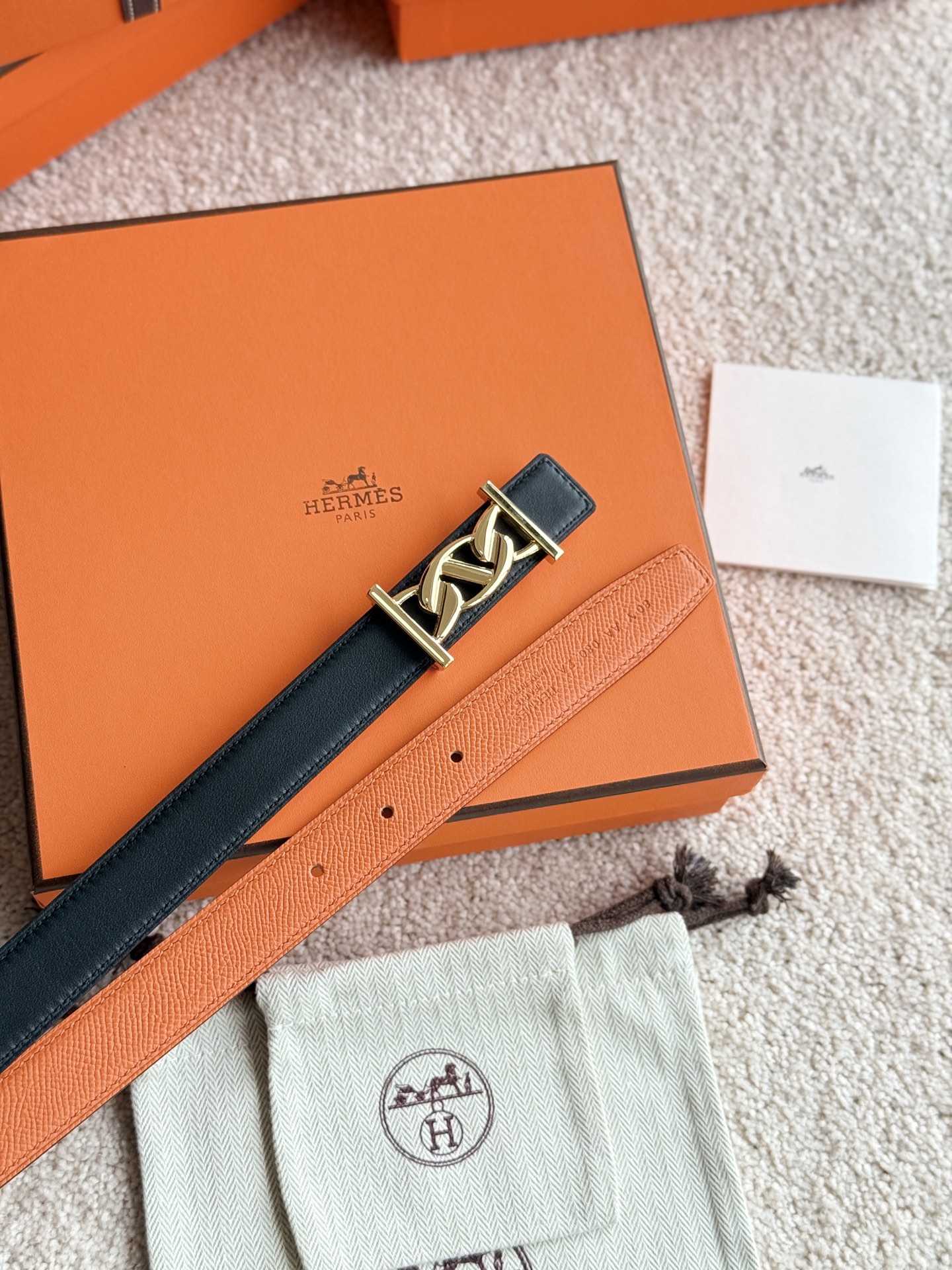 Hermes Women's Reversible Leather Belt with My H Buckle - 24mm 8 i1748226145521 72 0 5