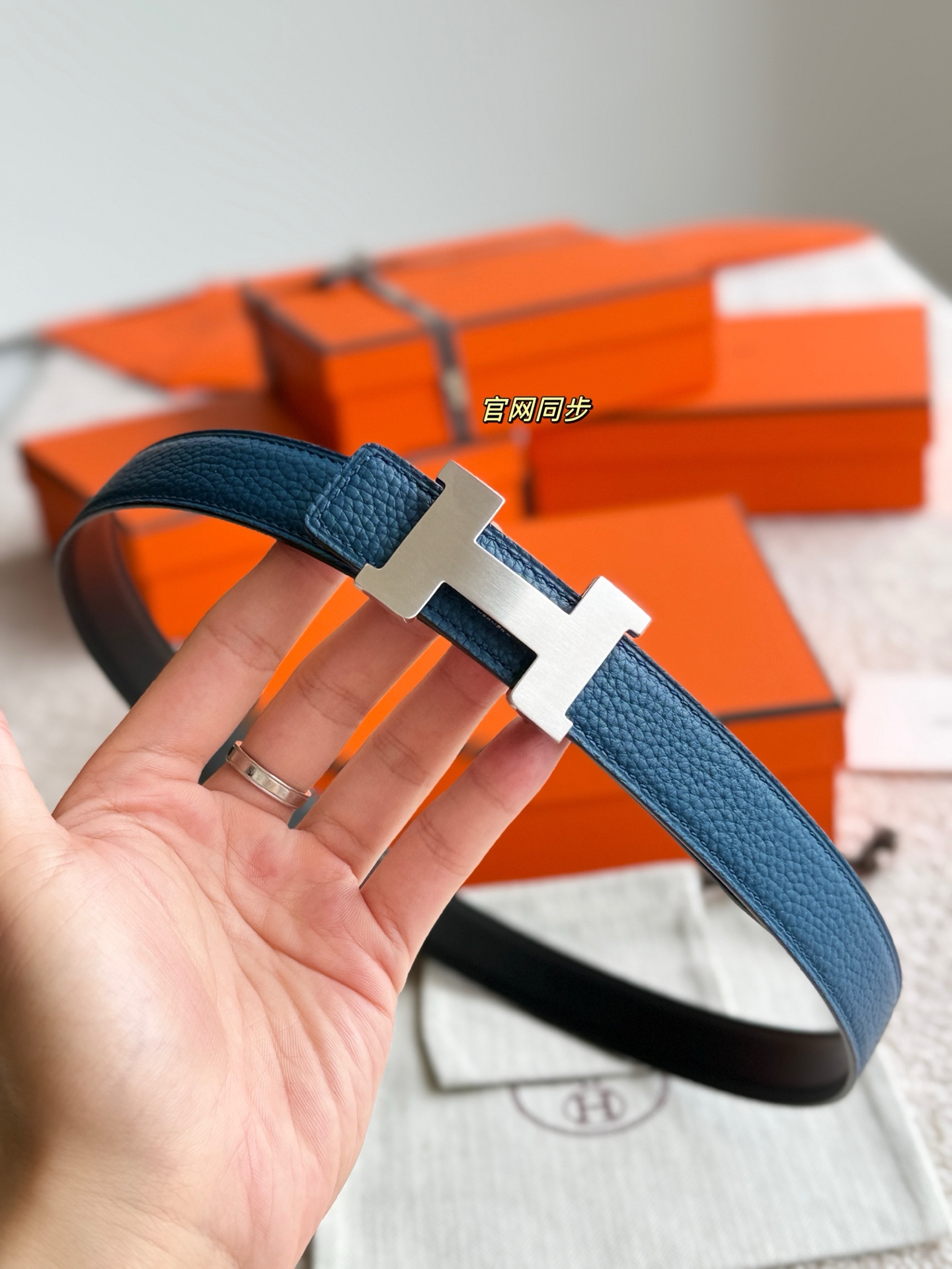Hermes Women's Mini Constance Reversible Togo Leather Belt - 24mm 4 i1748738854856 7804 0 3
