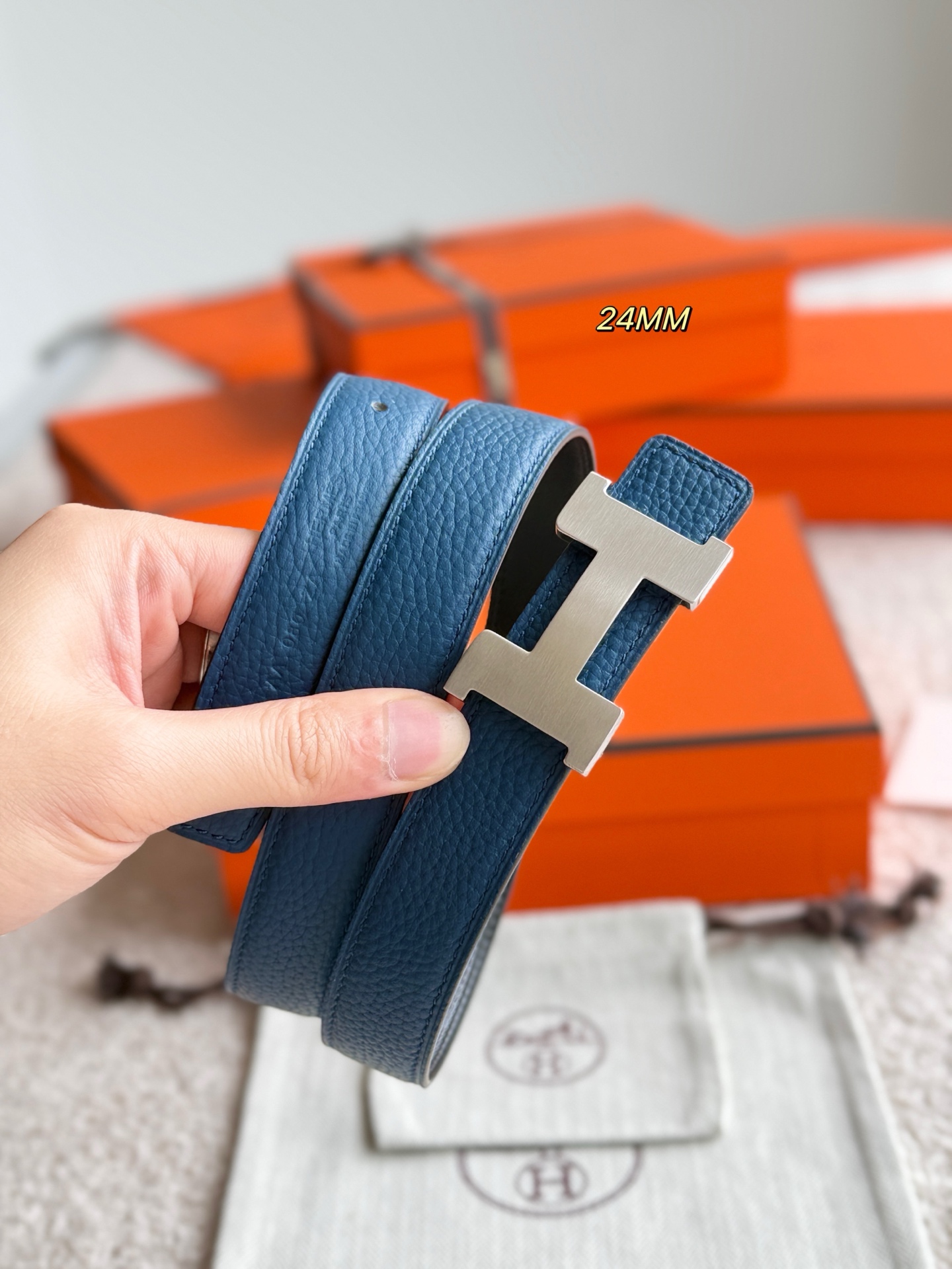 Hermes Women's Mini Constance Reversible Togo Leather Belt - 24mm 5 i1748738854870 4386 0 4