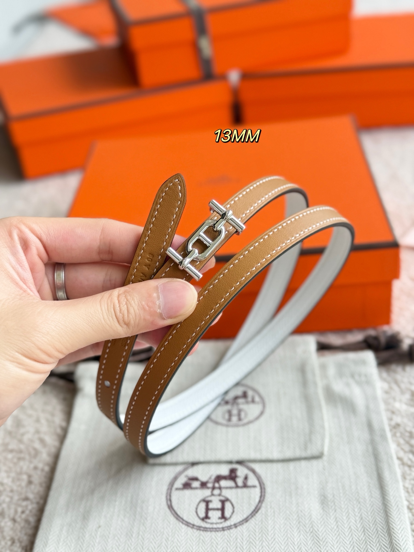 Hermes Women's Ancre Buckle Epsom Leather Belt, 13mm - Elegant & Timeless 7 i1749365599513 7771 0 4
