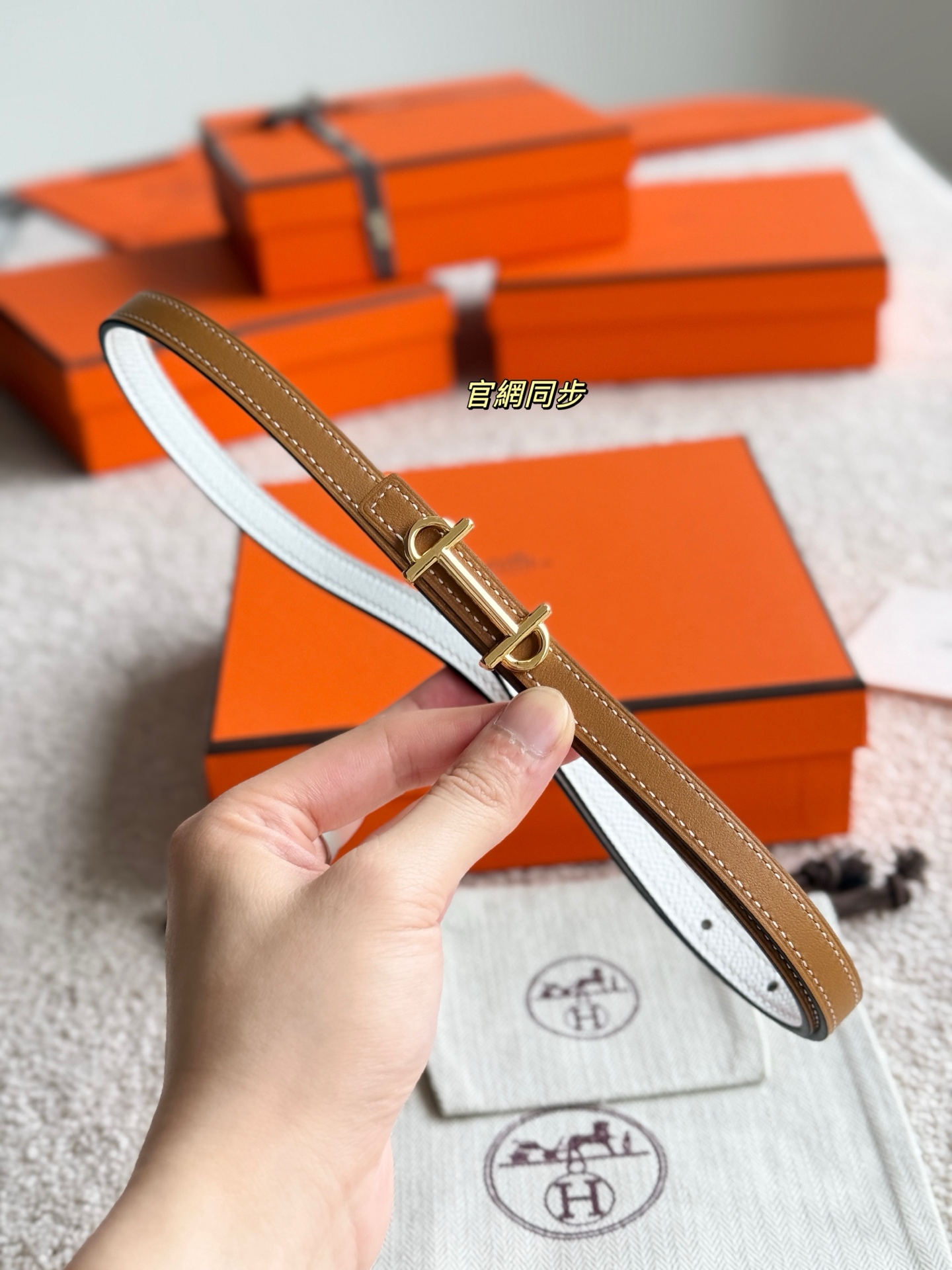 Hermes Women's Gamma Belt, 13mm - Epsom Leather, Gold-Plated Buckle 5 i1749366105229 407 0 3