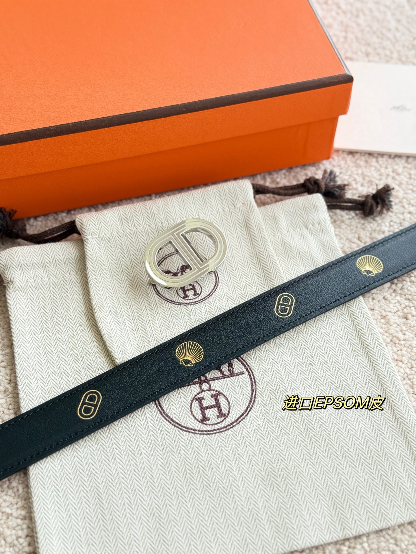 Hermes Rivage Reversible Leather Belt with Buckle, 24mm Width for Women 6 i1750390717189 8958 0 5
