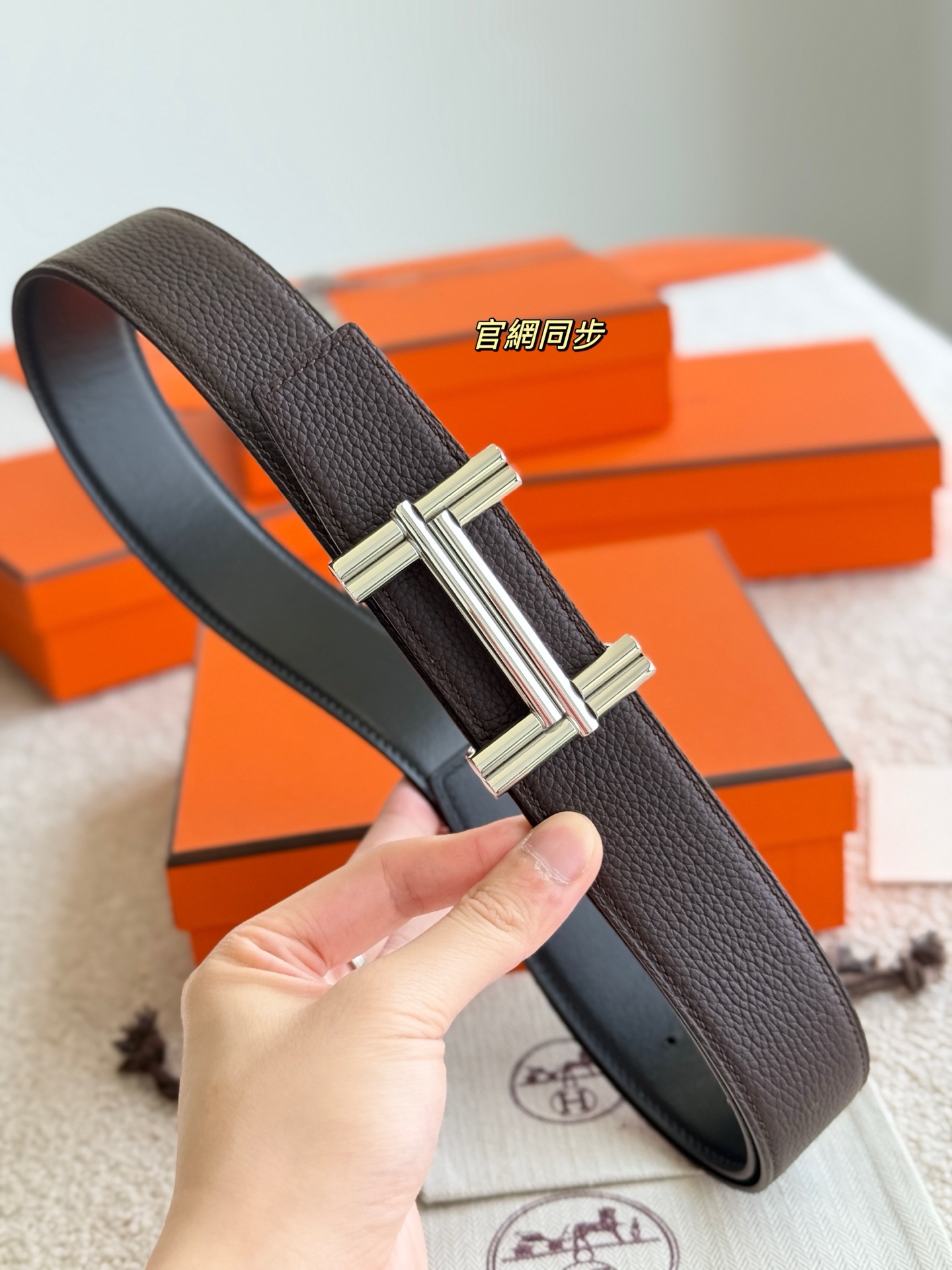  TRAVERSE 精品五金 搭配进口（巧克力）togo皮 宽度38MM 以其精湛工艺高品质材料和经典设