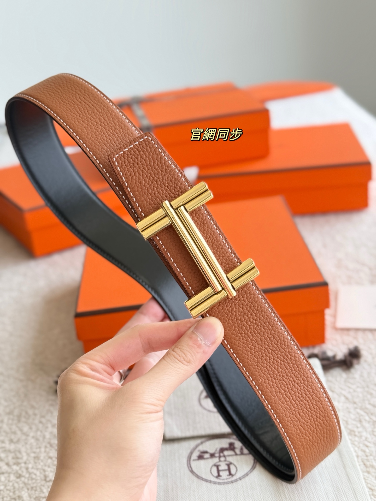  TRAVERSE 精品五金 搭配进口（金棕）togo皮 宽度38MM 以其精湛工艺高品质材料和经典设计