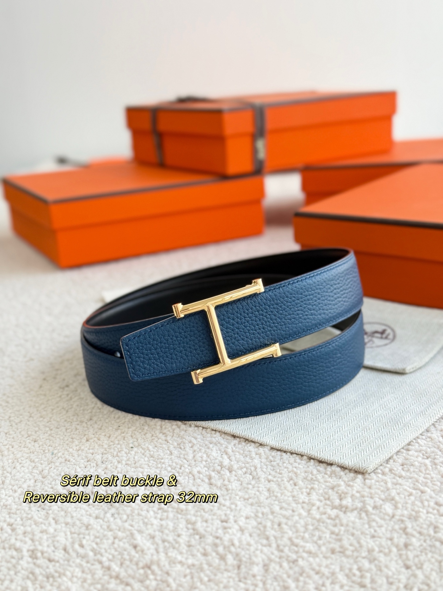 Hermès Sérif Reversible Leather Belt, 32mm - Togo Leather, Gold Plated Buckle 5 i1756699024596 9170 0 3