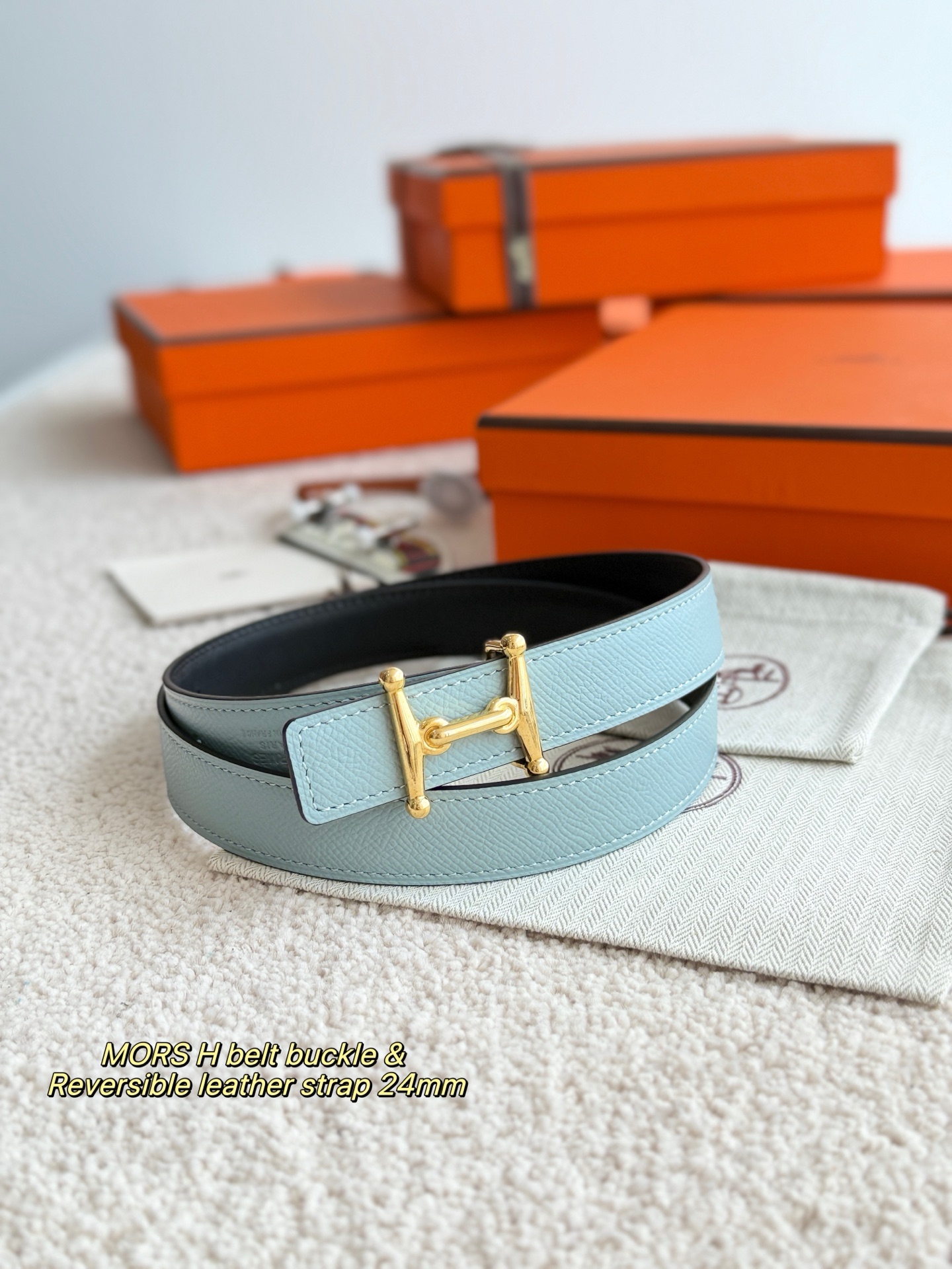 Hermès 代购级 爱马仕 宽度2 5cm MORS H 精品五金 搭配进口epsom皮 Hermes女款腰带以其精湛工艺高品质材料和 设计备受推崇 是女士腰带 选择 简约 产品手感细腻 不仅是实用配饰 更能为整体造型增添亮点