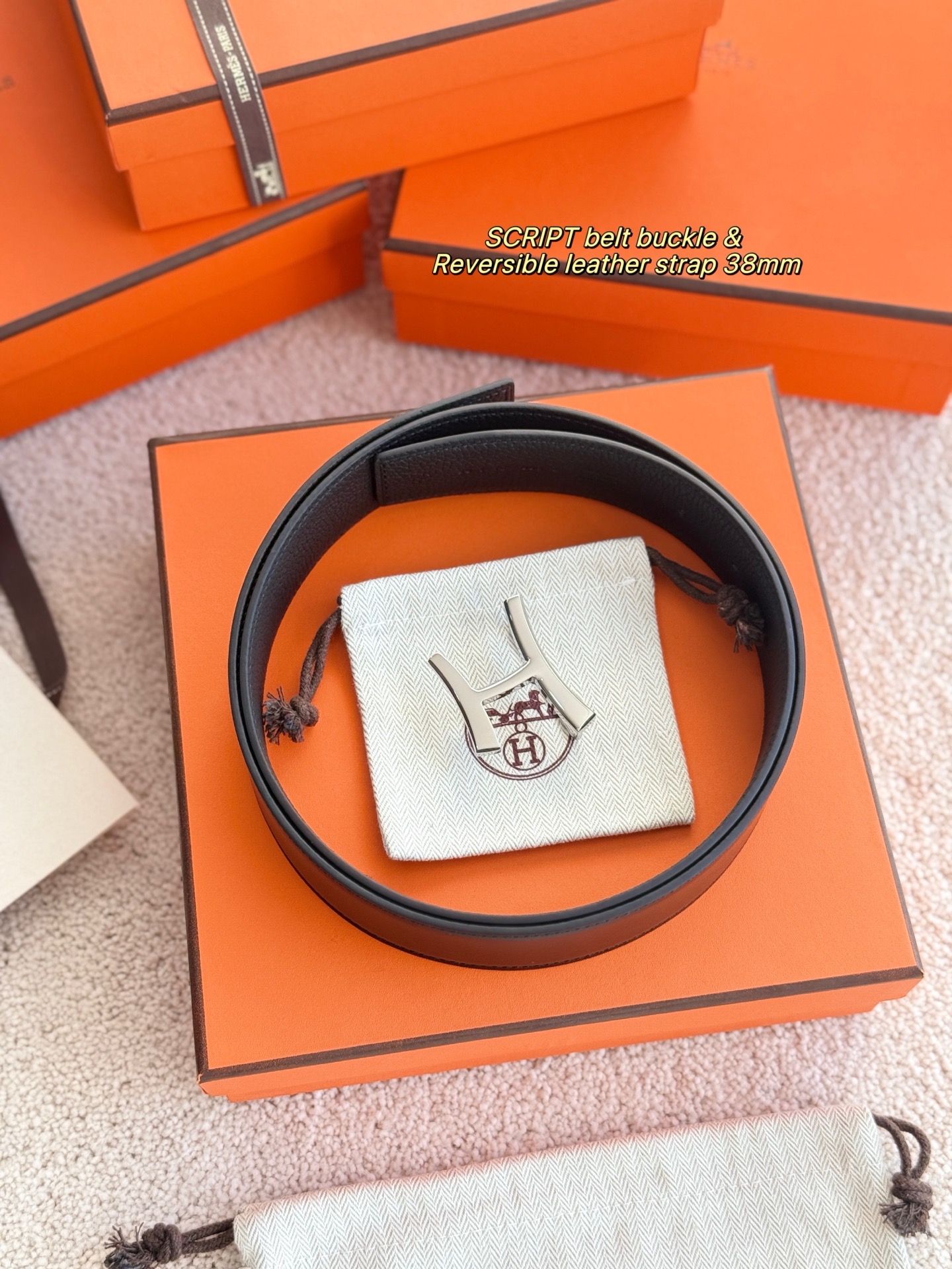 ❤️款 SCRIPT 精品五金 搭配进口togo皮 宽度38MM 以其精湛工艺高品质材料和经典设计备受推
