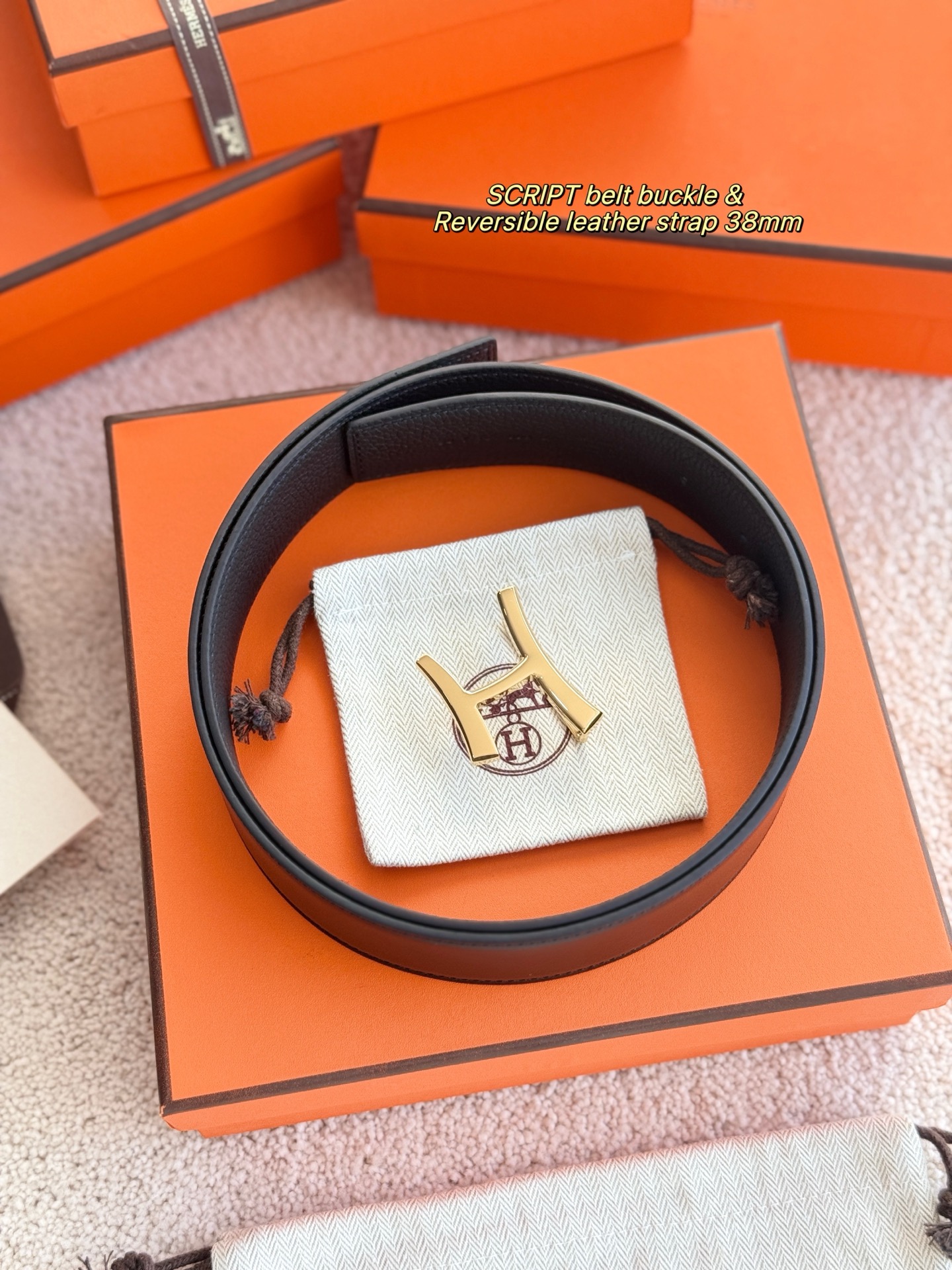 ❤️款 SCRIPT 精品五金 搭配进口togo皮 宽度38MM 以其精湛工艺高品质材料和经典设计备受推