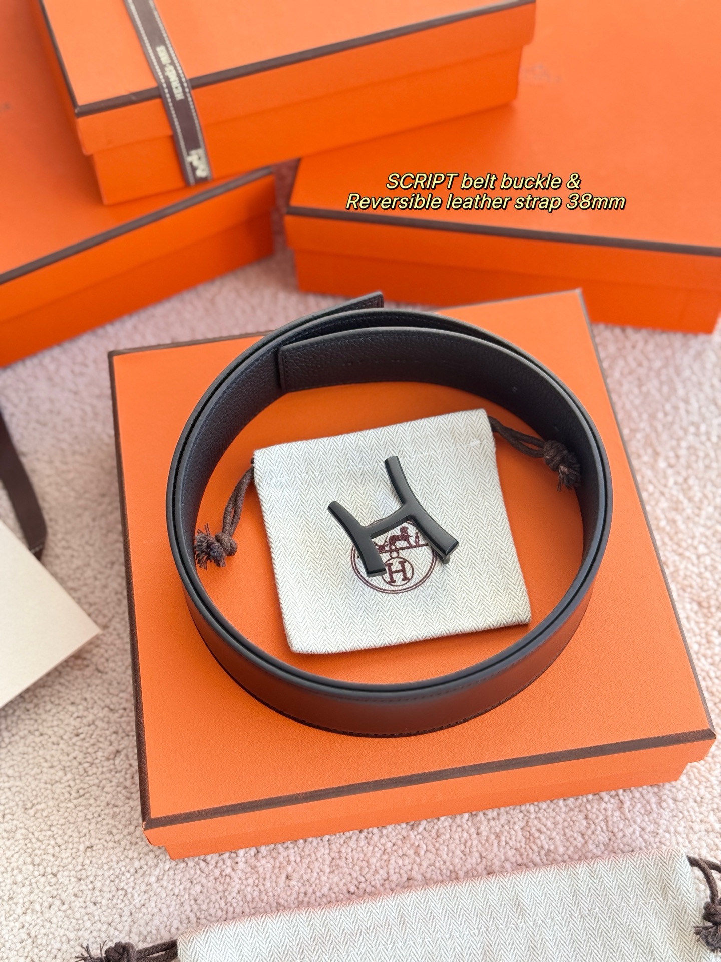 ❤️款 SCRIPT 精品五金 搭配进口togo皮 宽度38MM 以其精湛工艺高品质材料和经典设计备受推