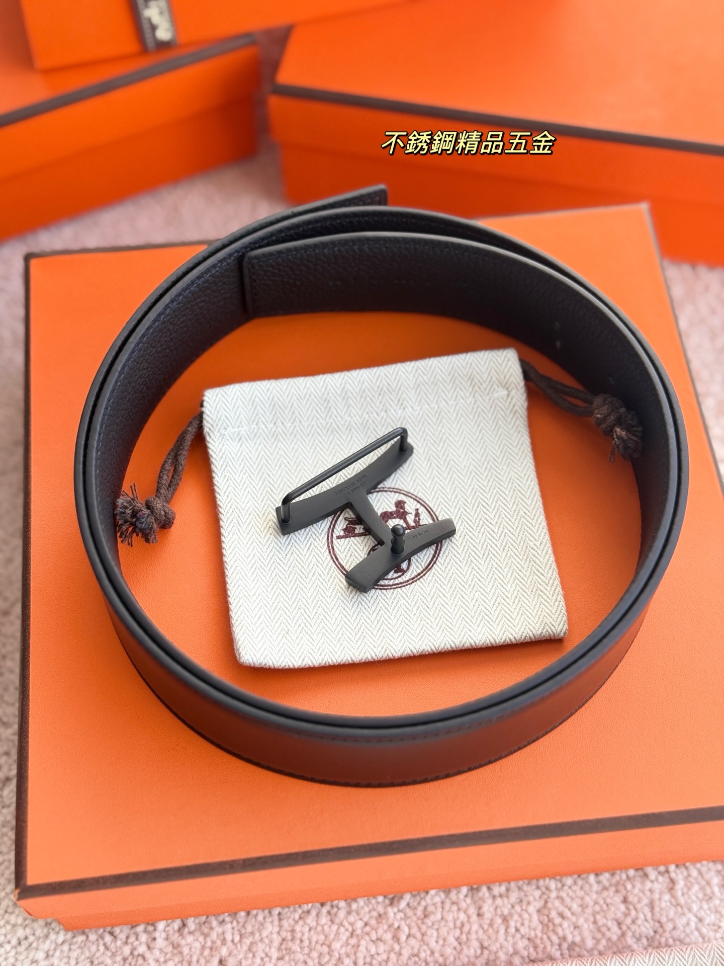 ❤️款 SCRIPT 精品五金 搭配进口togo皮 宽度38MM 以其精湛工艺高品质材料和经典设计备受推