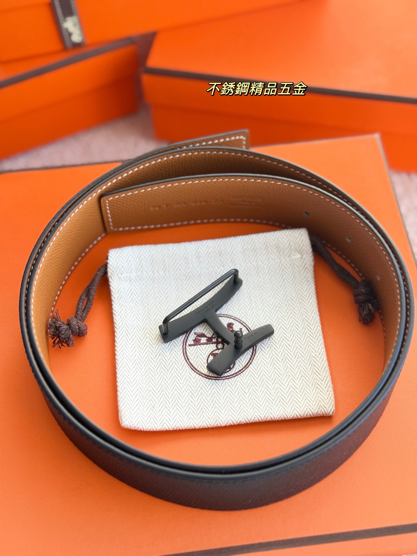 ❤️款 SCRIPT 精品五金 搭配进口EPsom皮 宽度38MM 以其精湛工艺高品质材料和经典设计备受