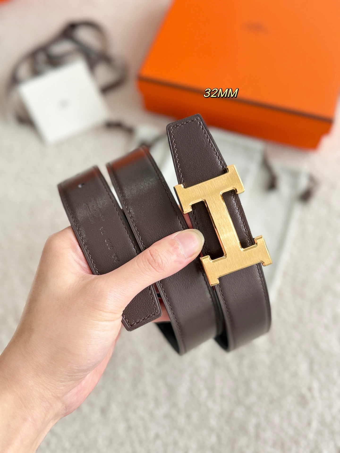 Burberry Haute Couture Luxury Atelier Designer Belt Tie Accessories 6