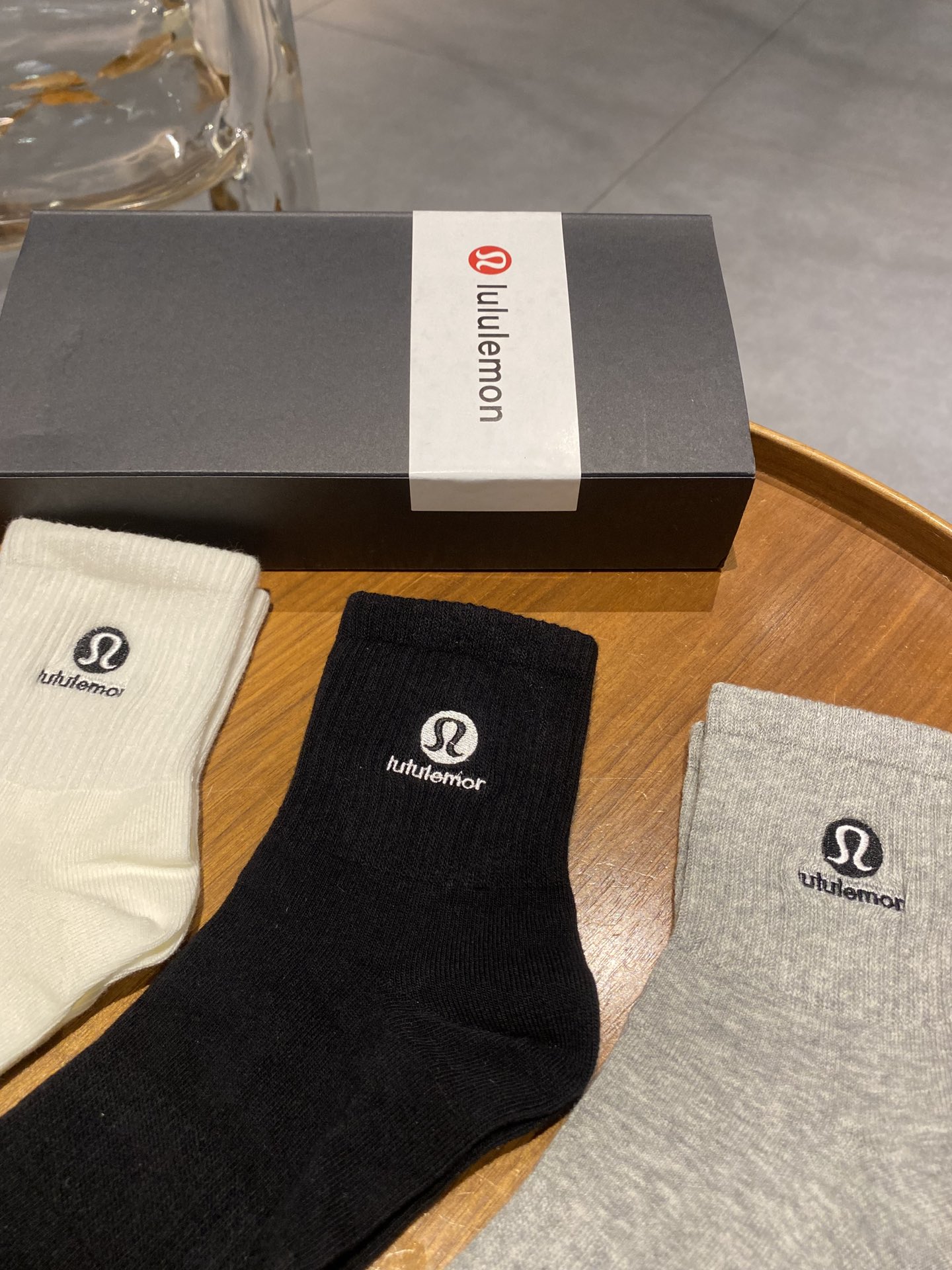 Boxed set of five pairs. Crafted with high-stretch elastic cuffs for a c - Comprehensive 2