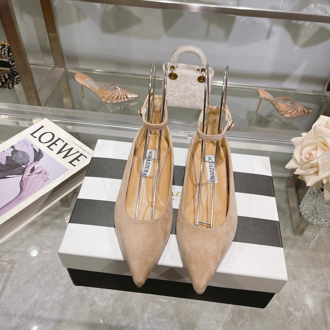 Pinot Ballet Velvet Ballet Shoes: Stylish Design with Twirl Belts, Espresso Tone.